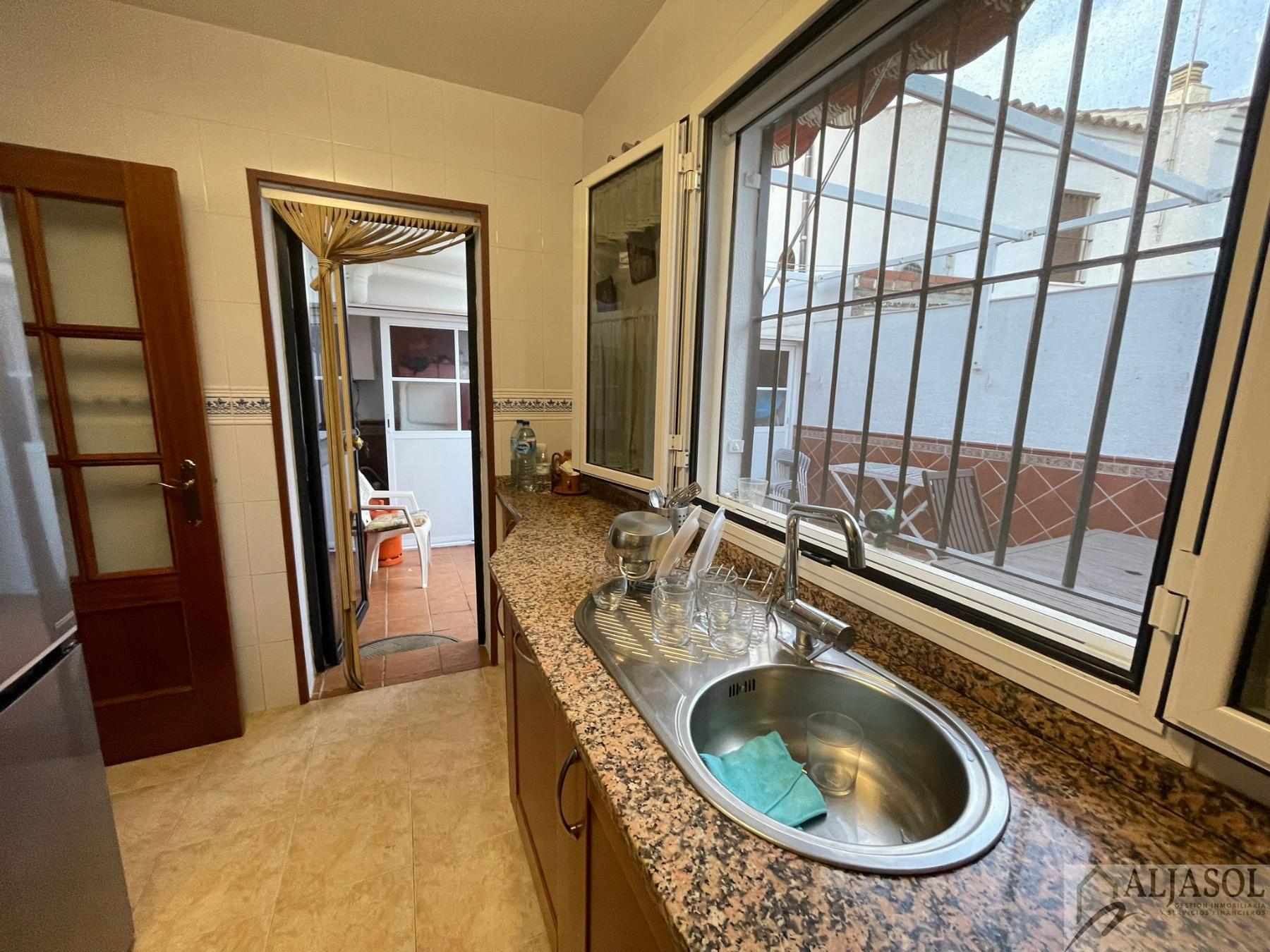 Venta de casa en Villanueva del Ariscal
