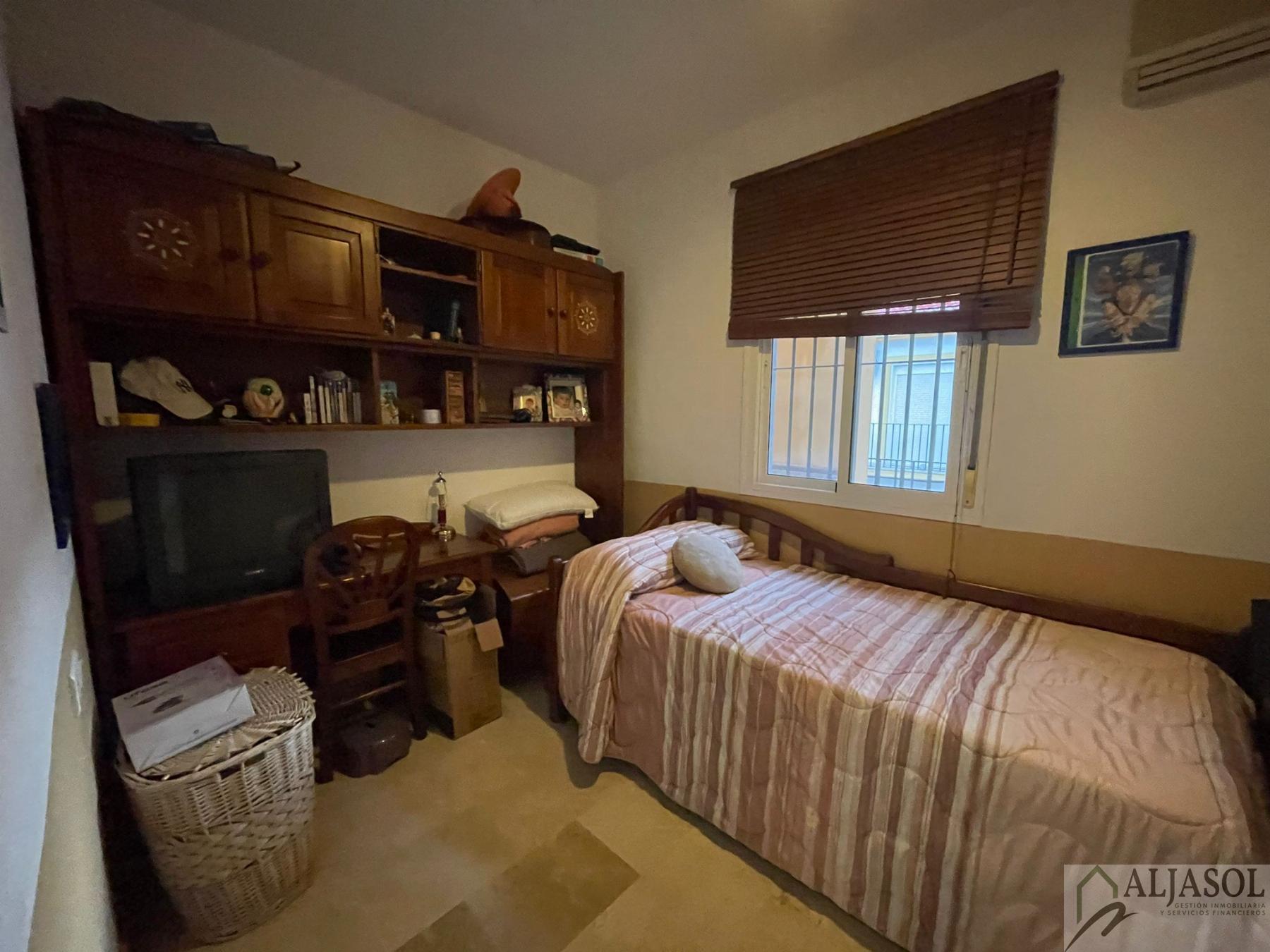 Venta de casa en Villanueva del Ariscal