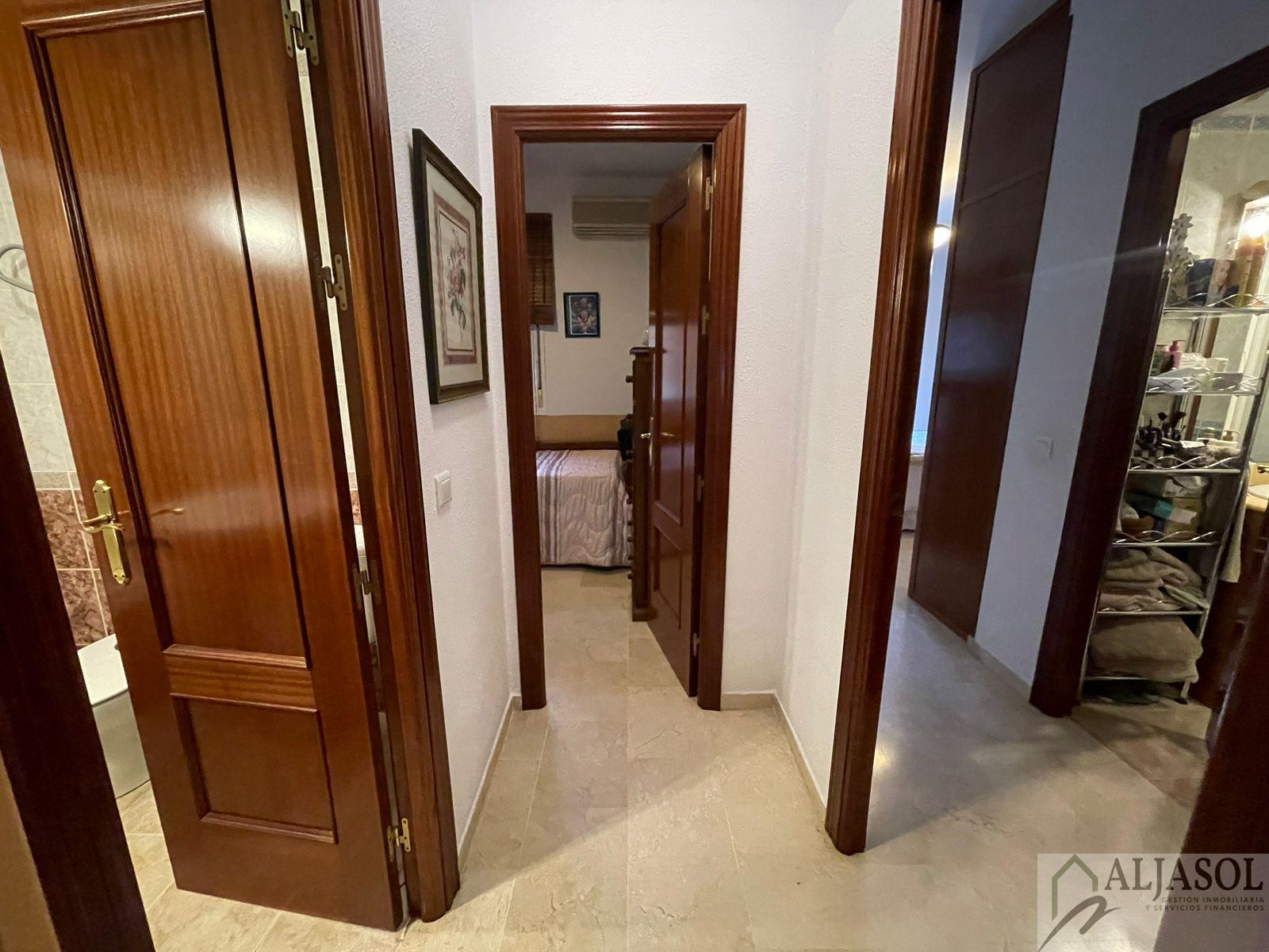 Venta de casa en Villanueva del Ariscal
