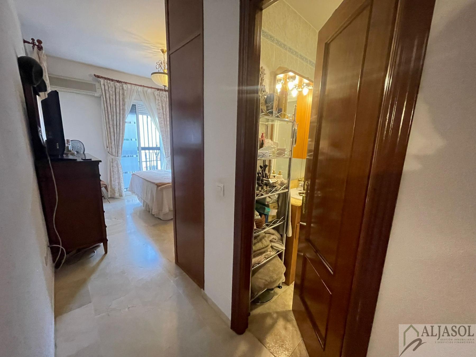 Venta de casa en Villanueva del Ariscal