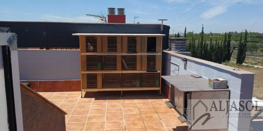 For sale of house in Valencina de la Concepción
