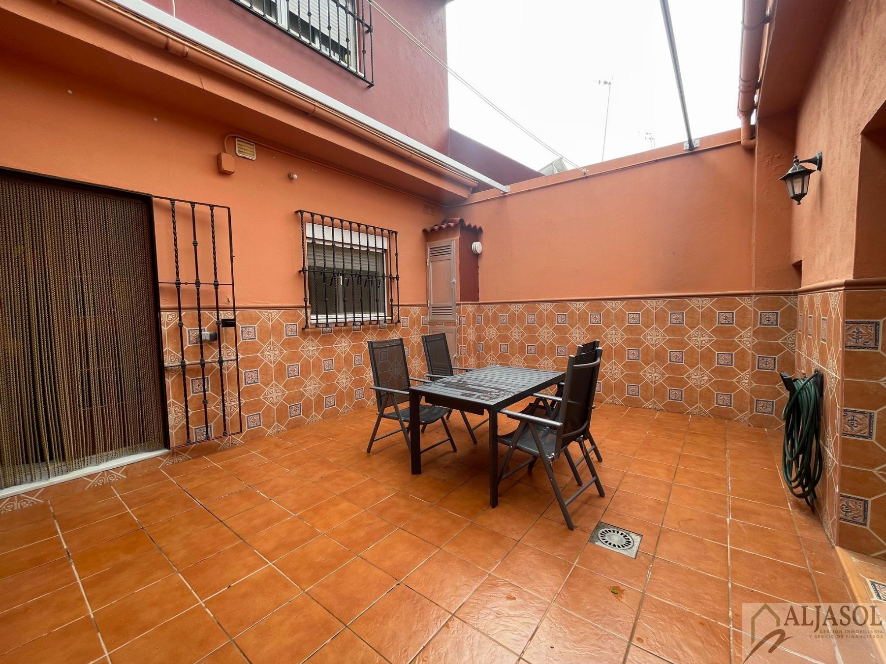 Venta de casa en Olivares