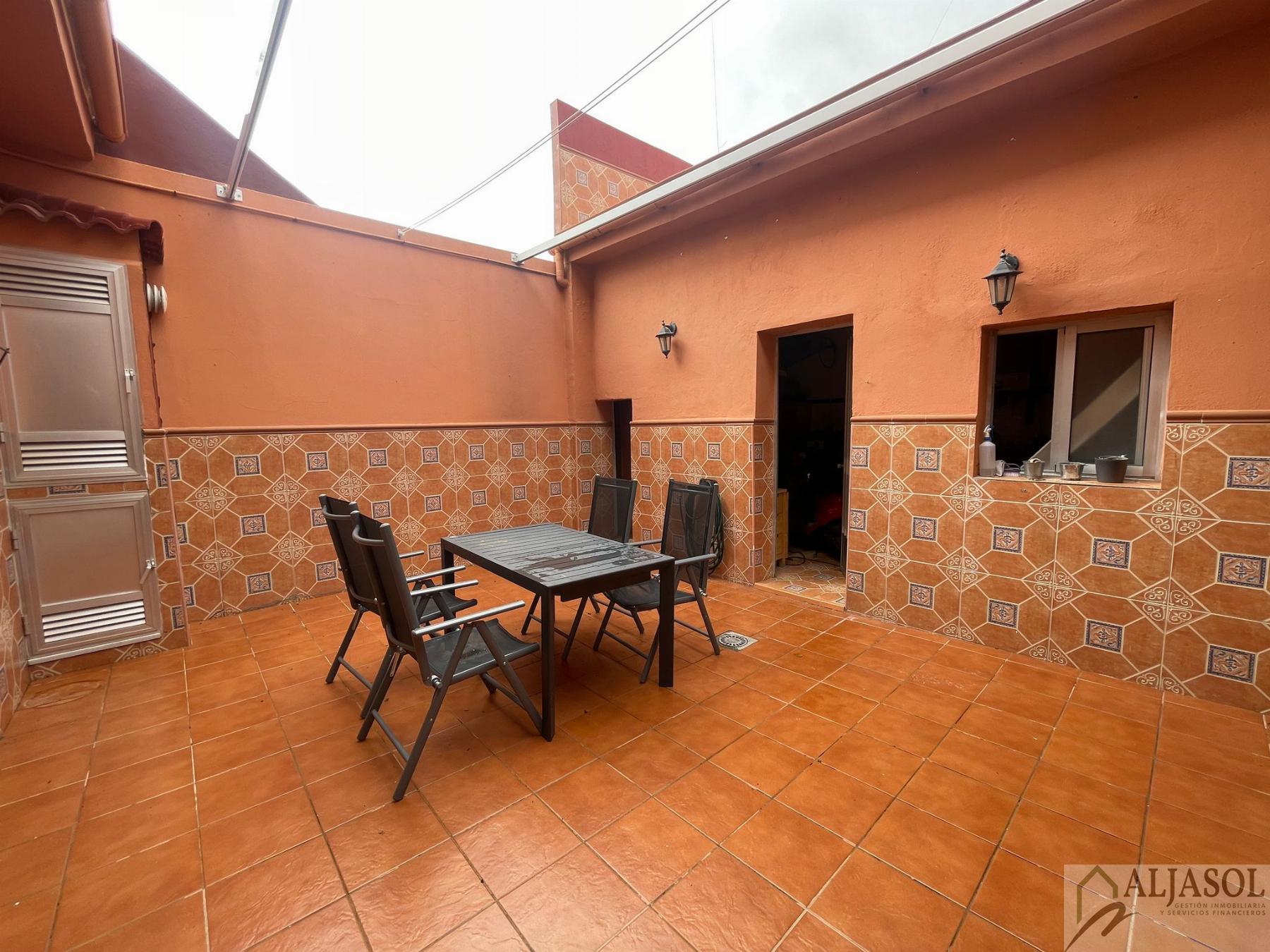 Venta de casa en Olivares