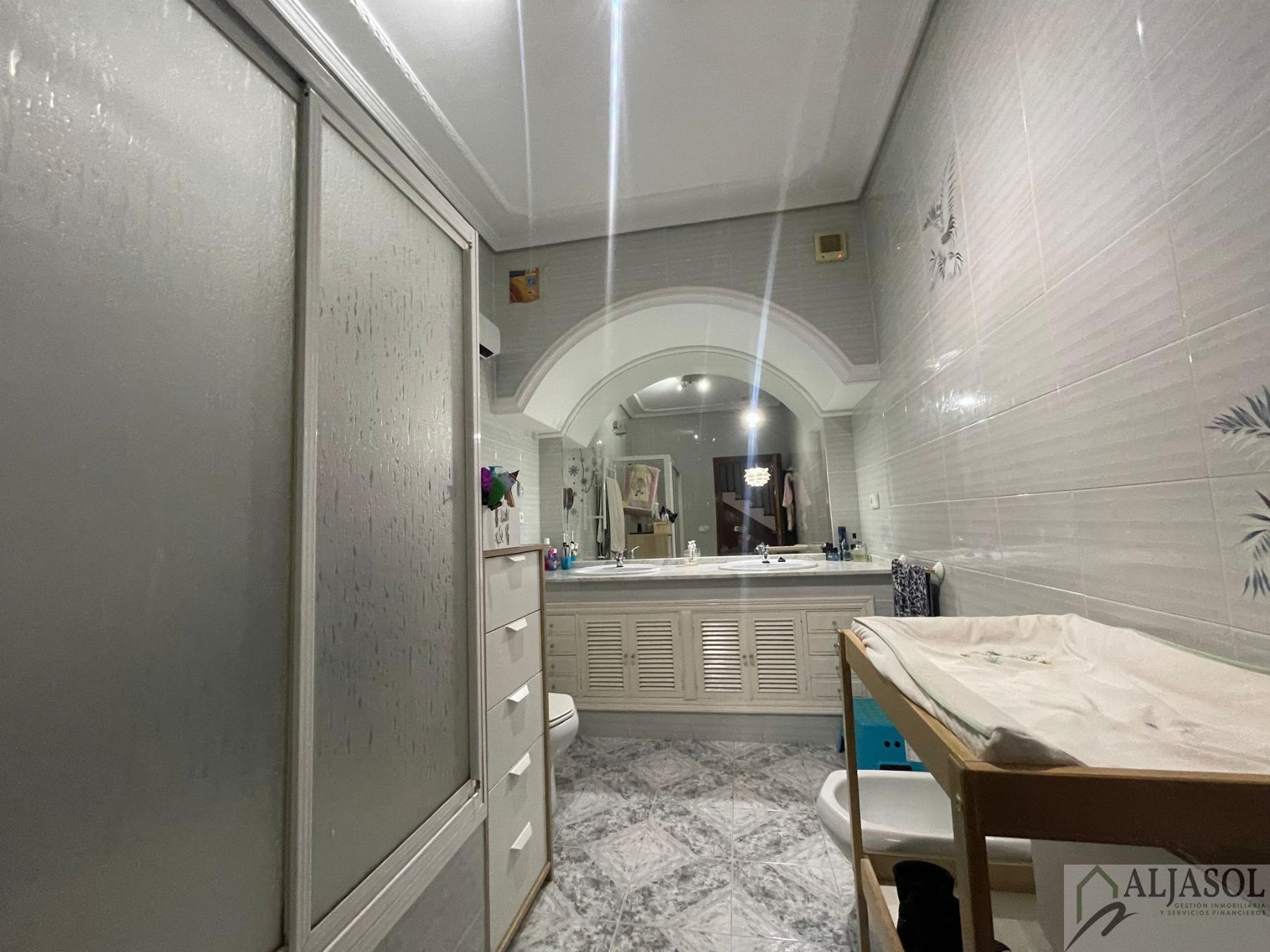 Venta de casa en Olivares