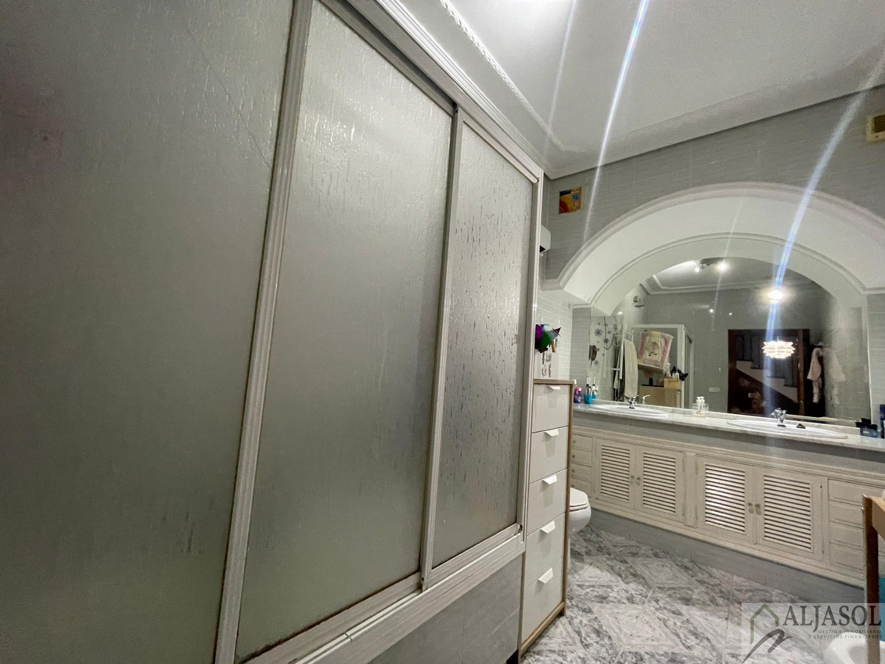 Venta de casa en Olivares