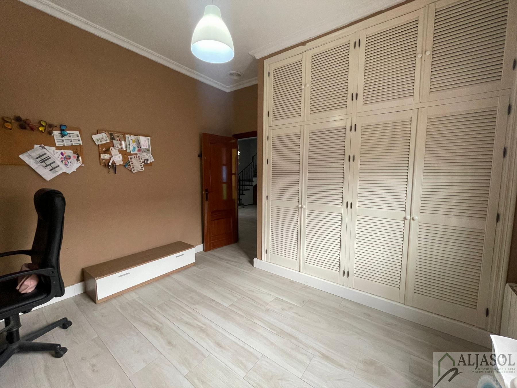 Venta de casa en Olivares