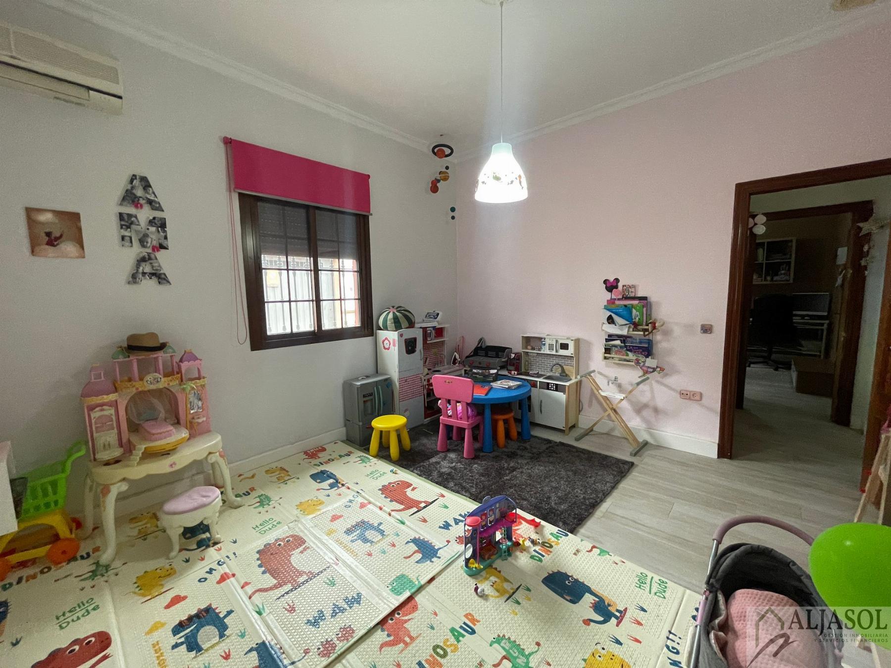 Venta de casa en Olivares