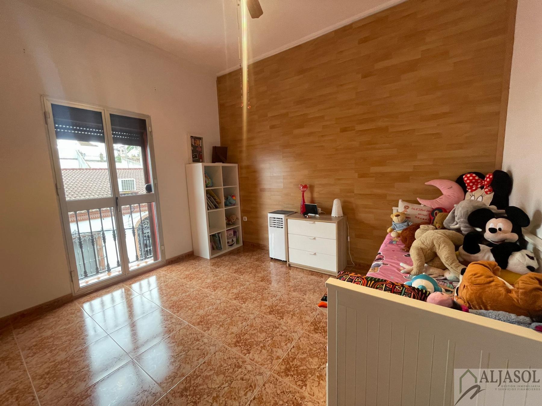 Venta de casa en Olivares