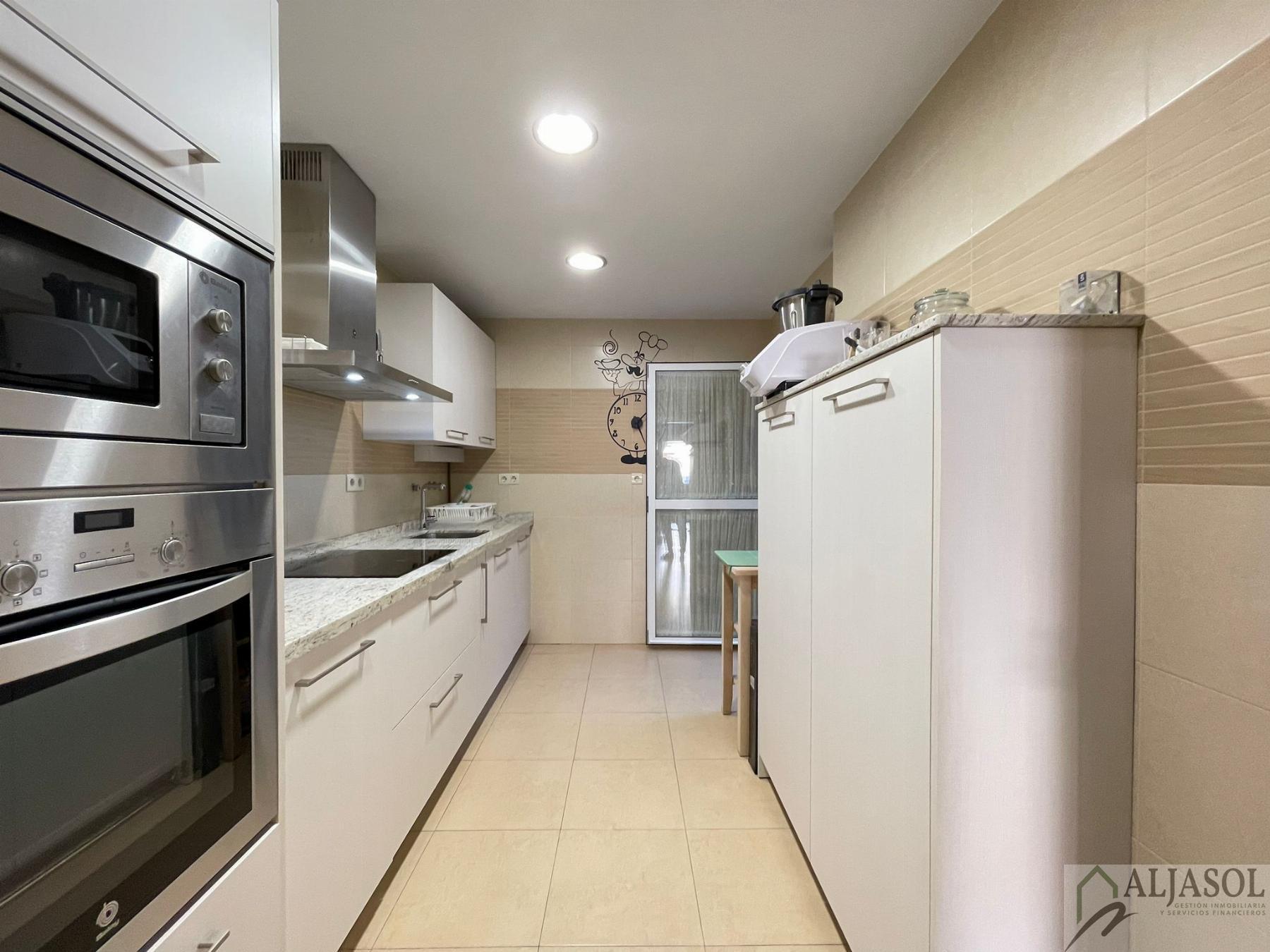 For sale of house in Gelves