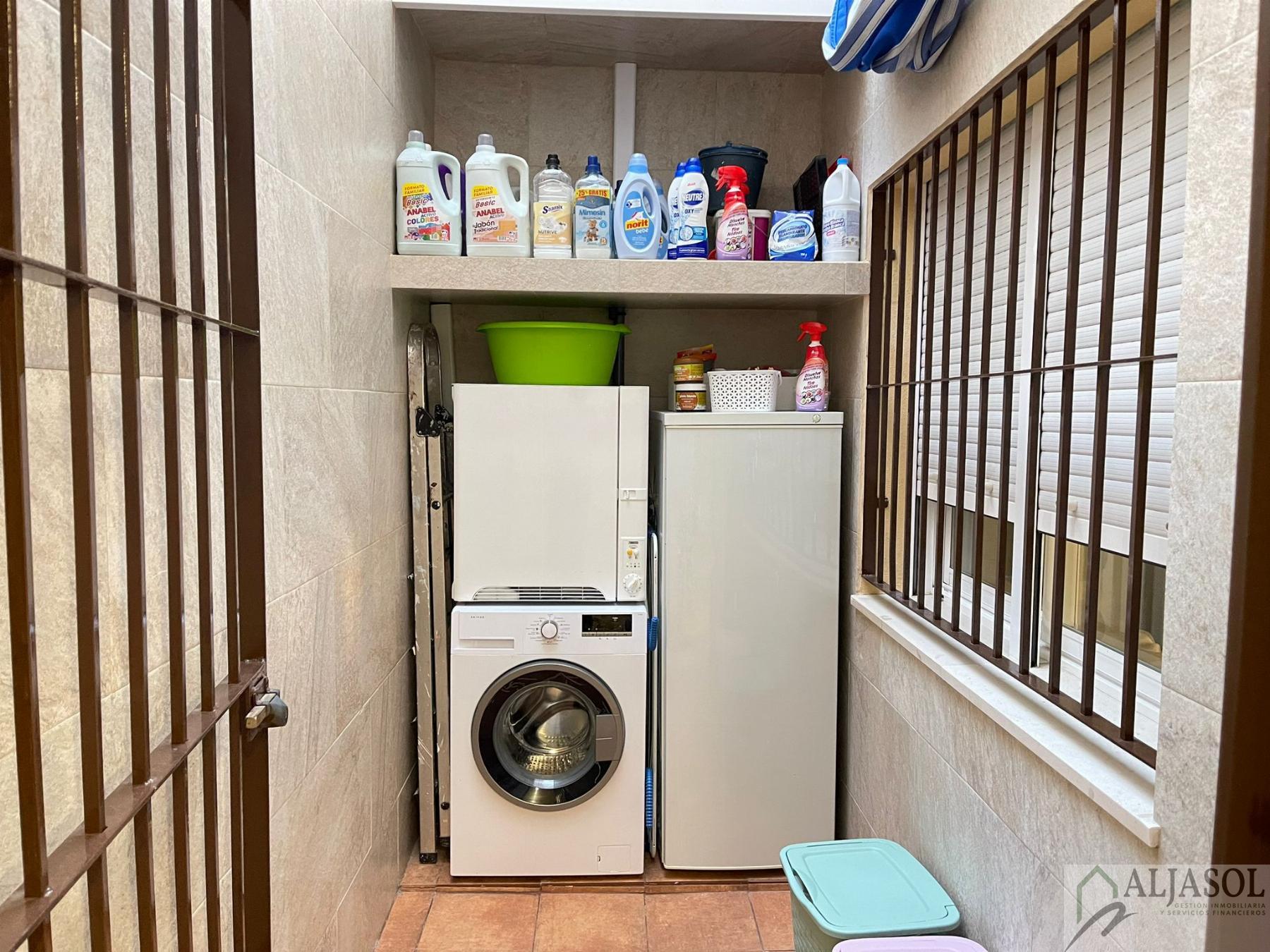 For sale of house in Gelves