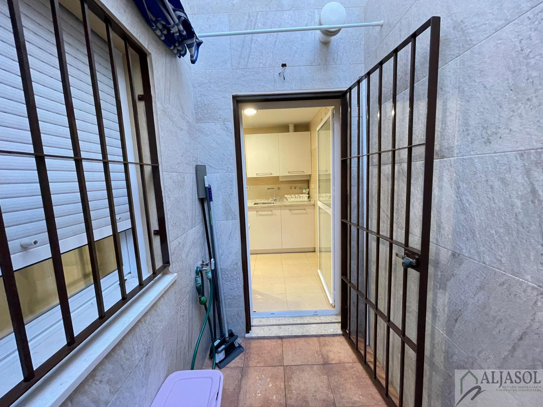 For sale of house in Gelves