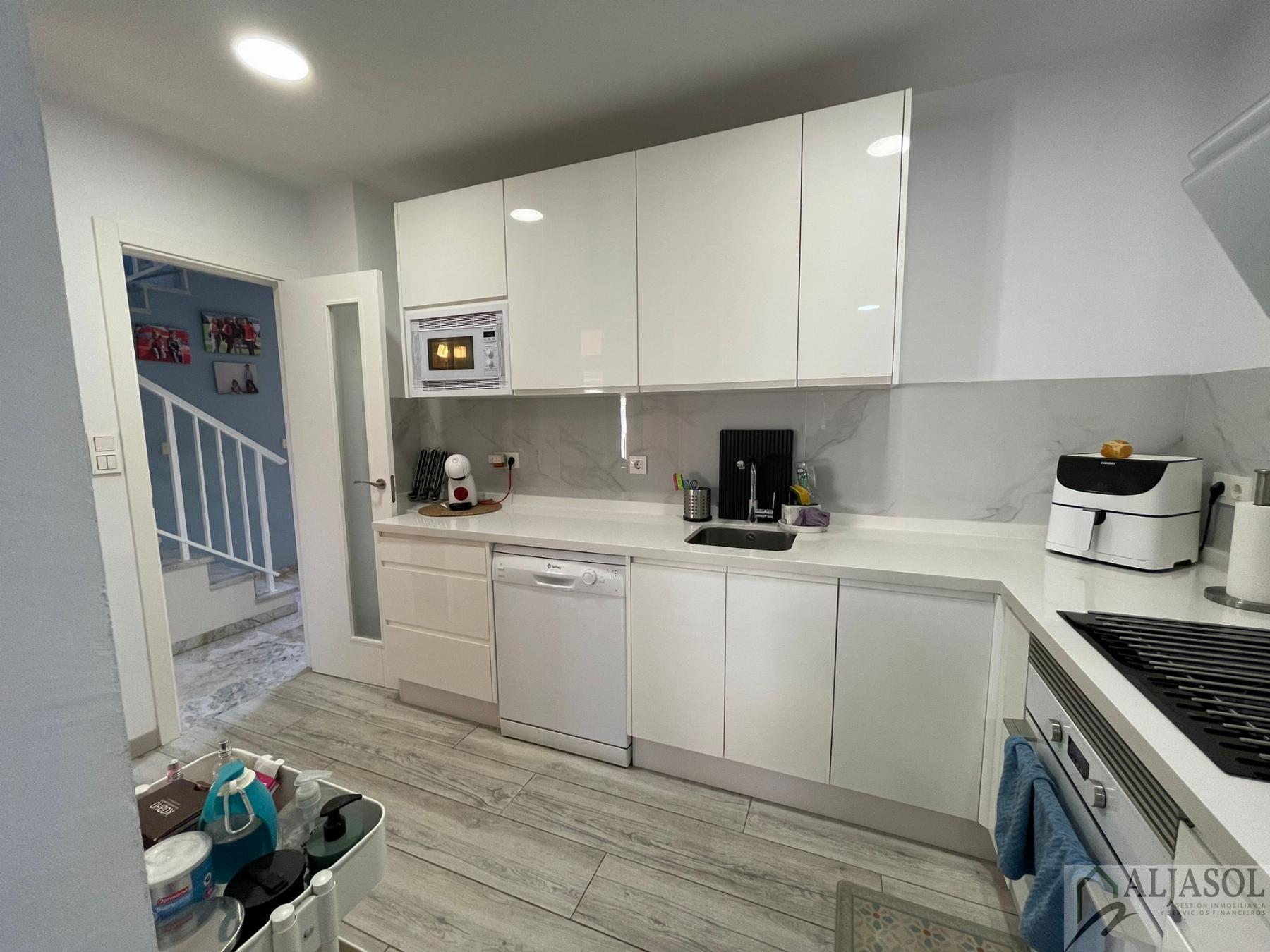 Venta de casa en Salteras