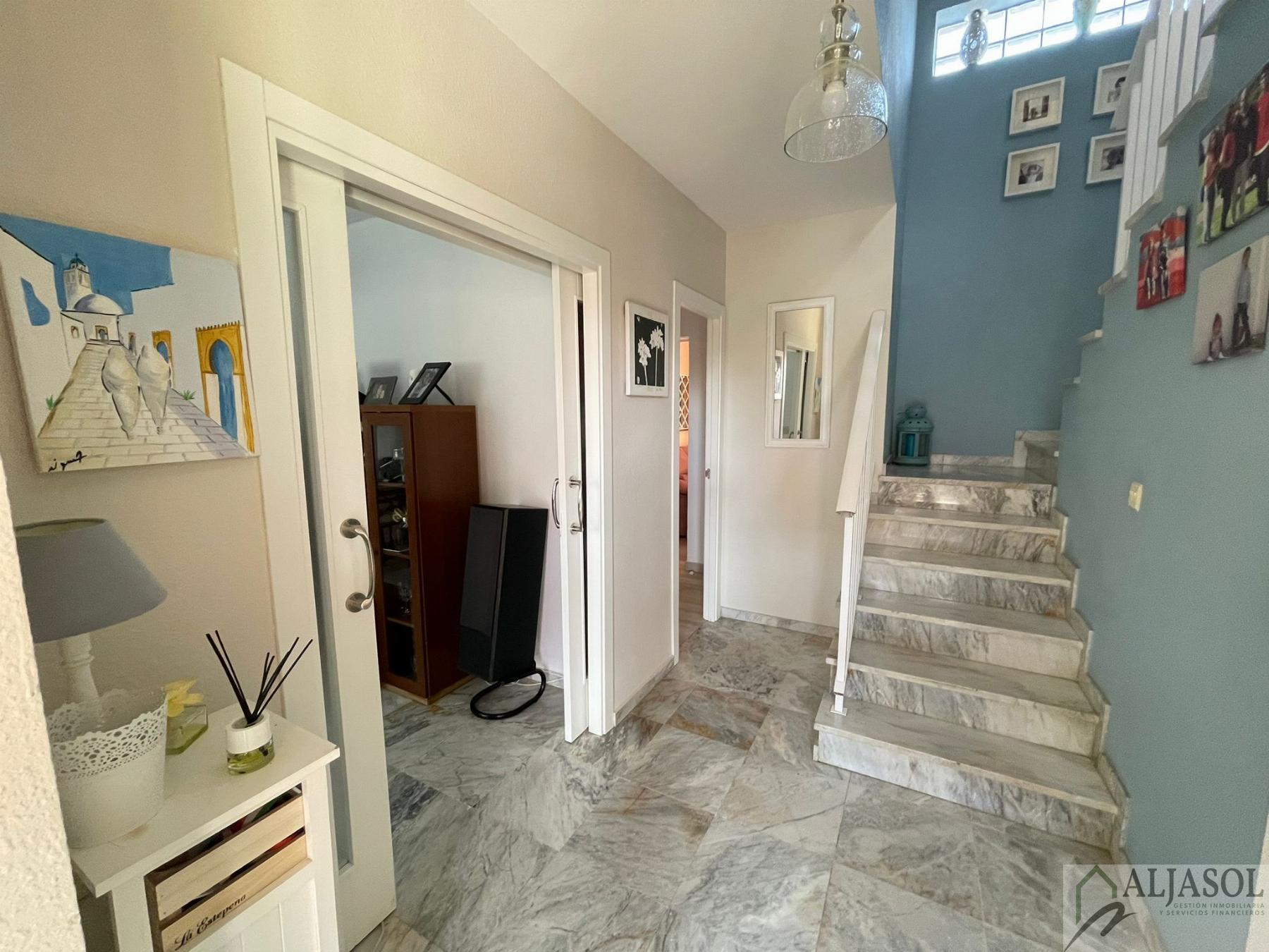 Venta de casa en Salteras