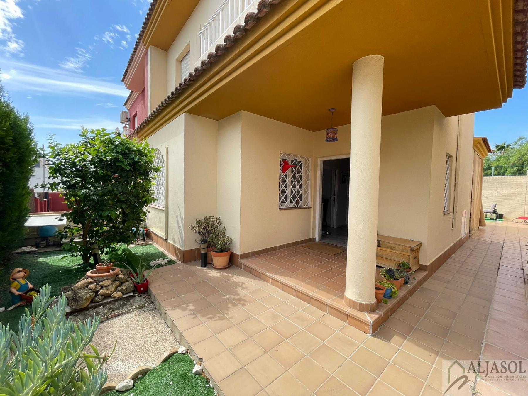 Venta de casa en Salteras