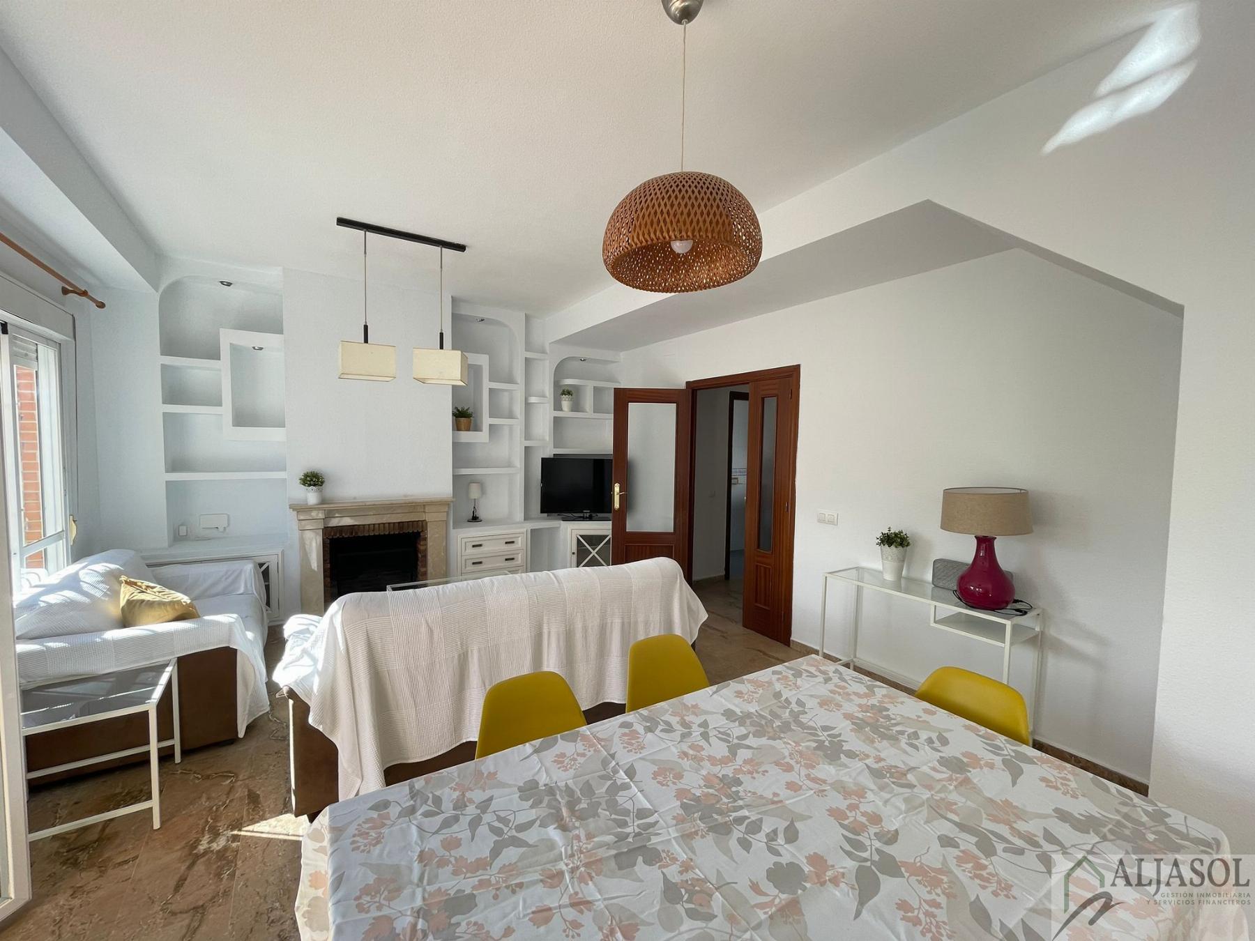 For sale of house in Almensilla