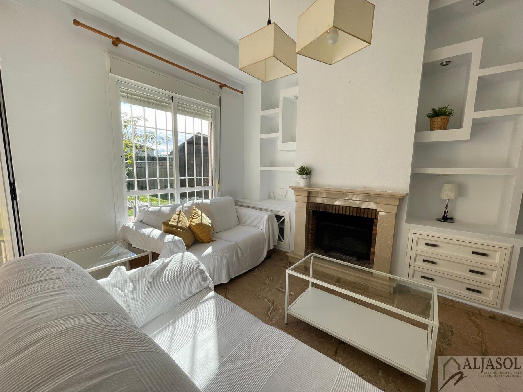 For sale of house in Almensilla
