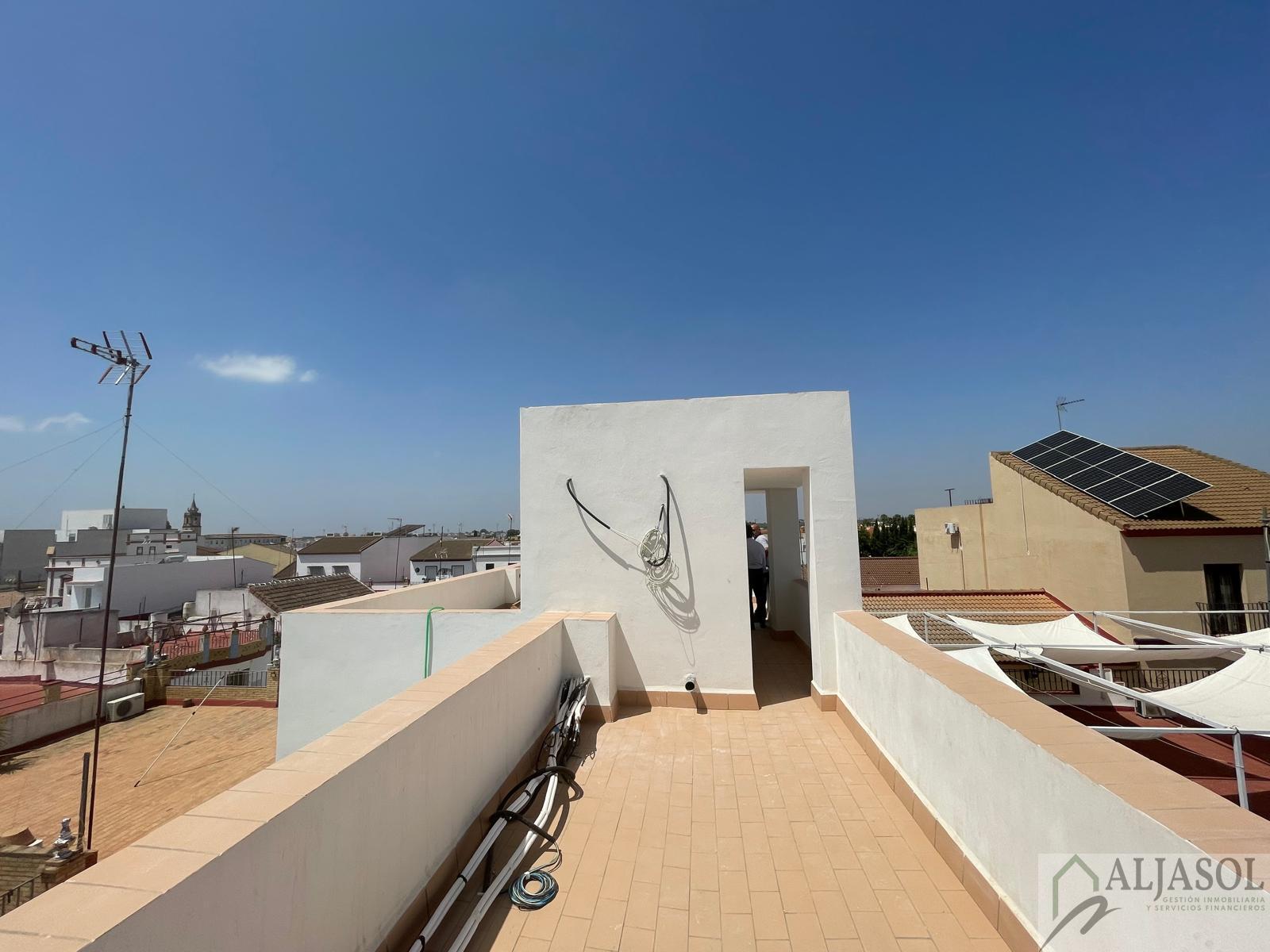For sale of flat in Umbrete