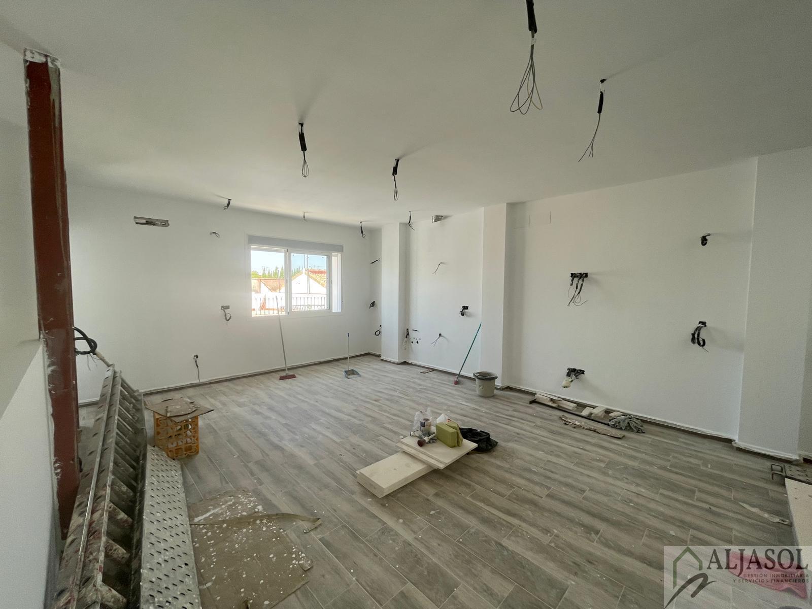 For sale of flat in Umbrete