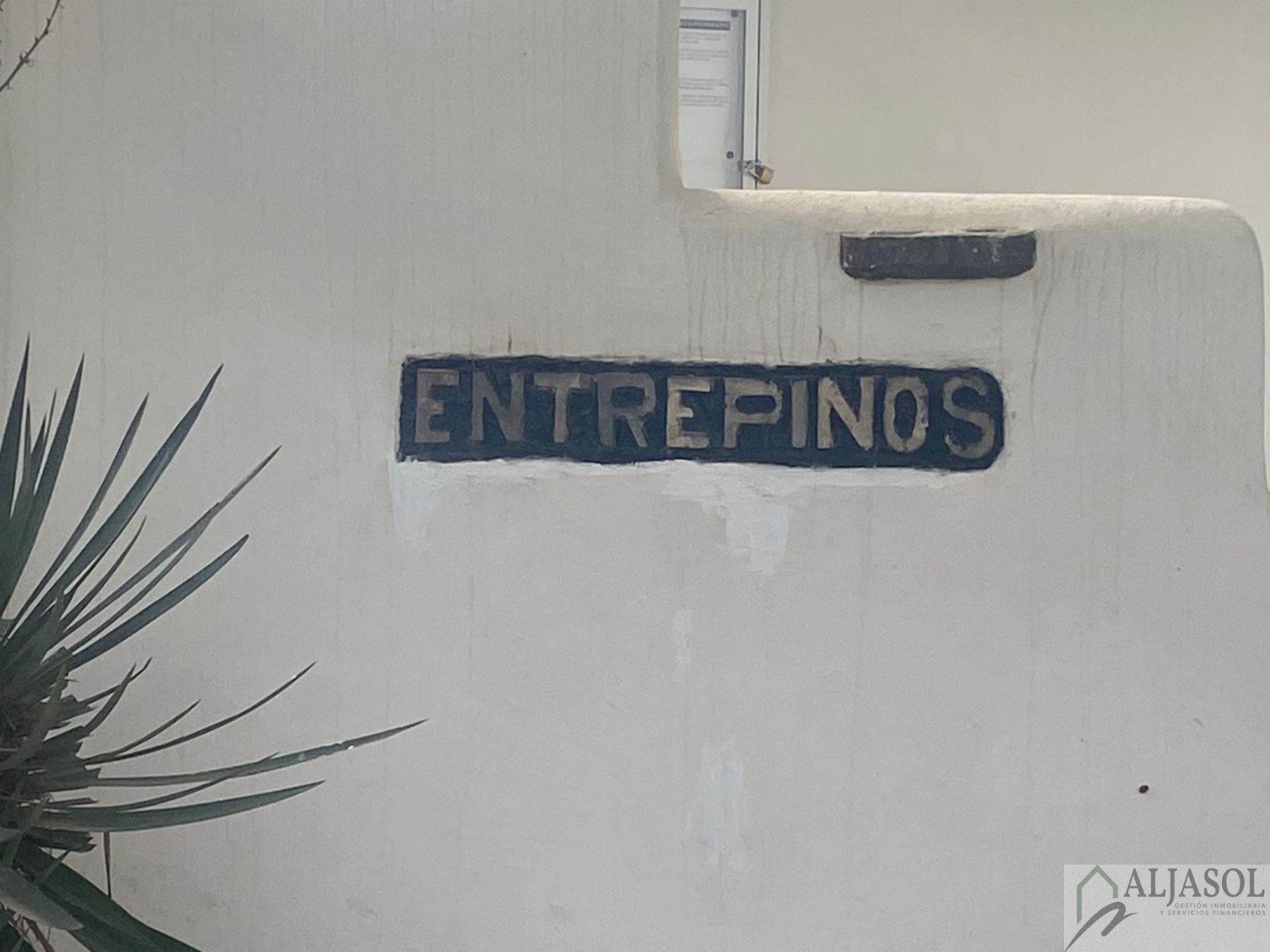 For sale of rural property in Hinojos