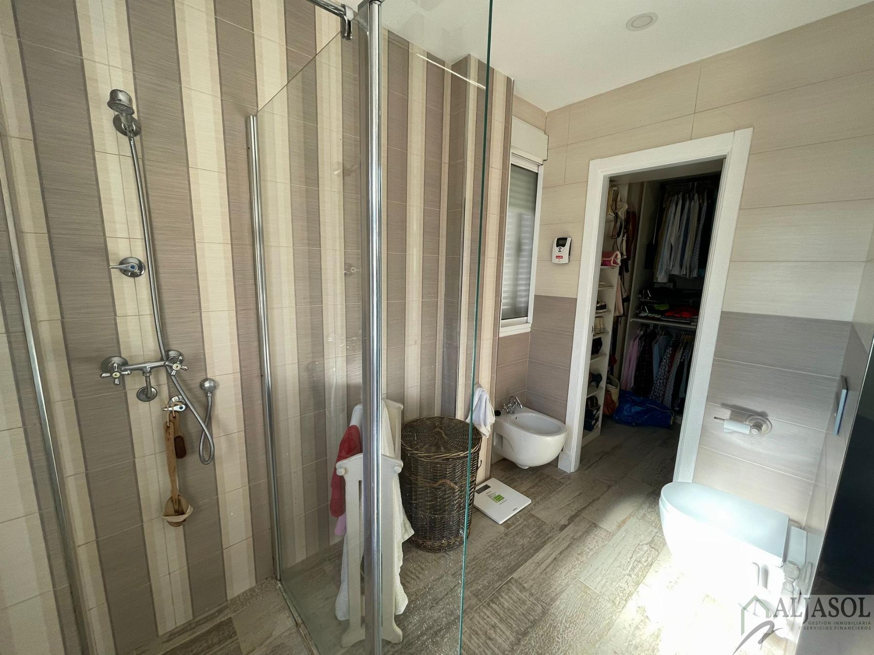 Venta de casa en Bollullos de la Mitación