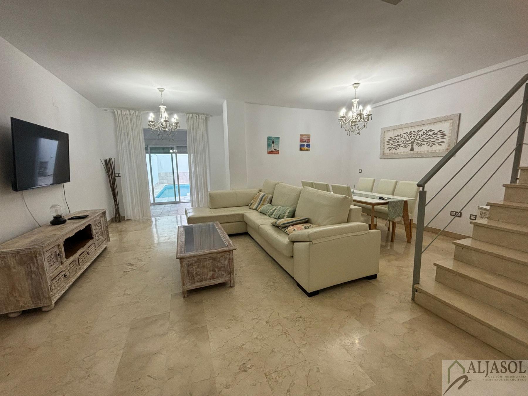 For sale of house in Bollullos de la Mitación