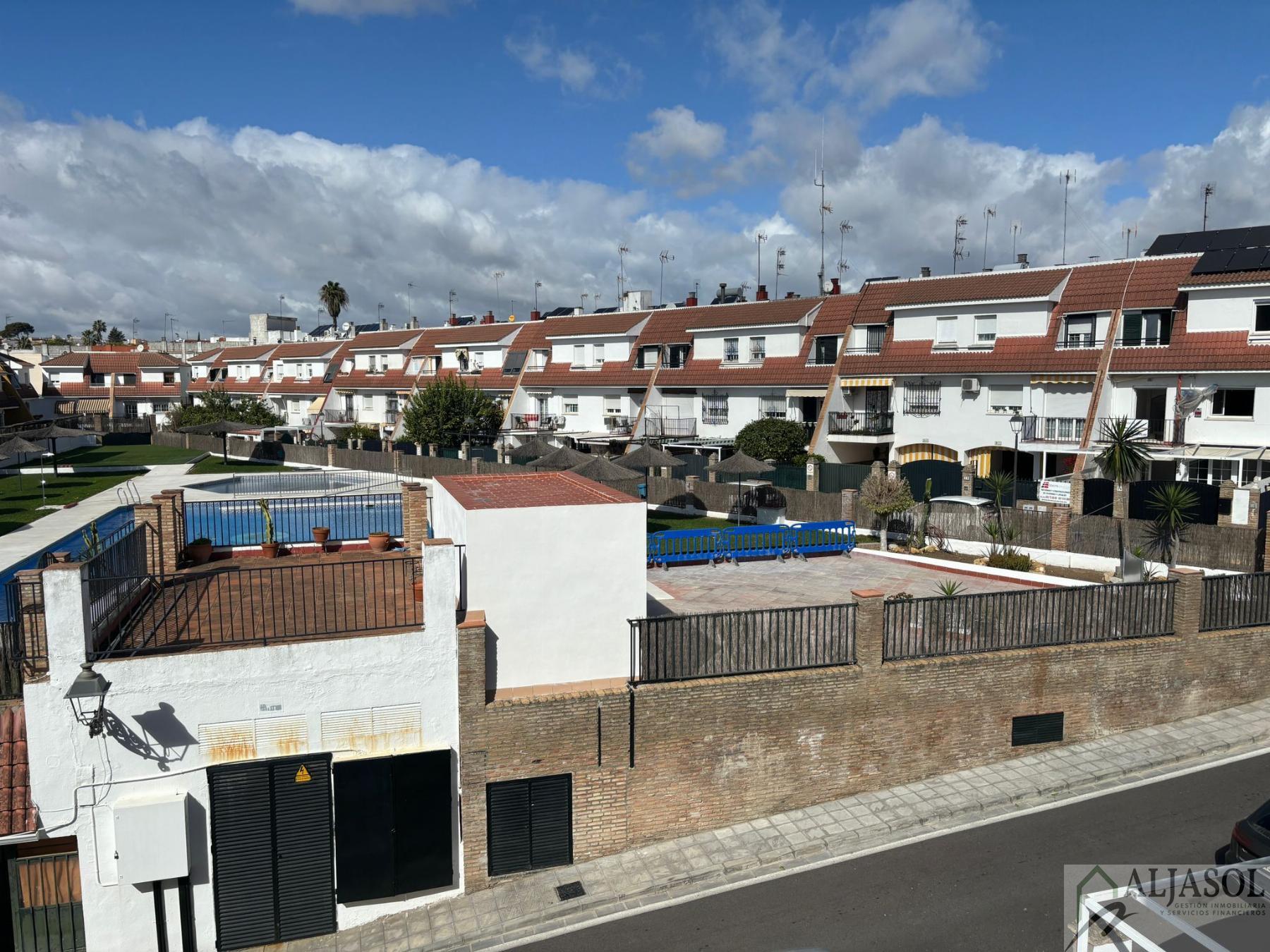 For sale of house in Tomares