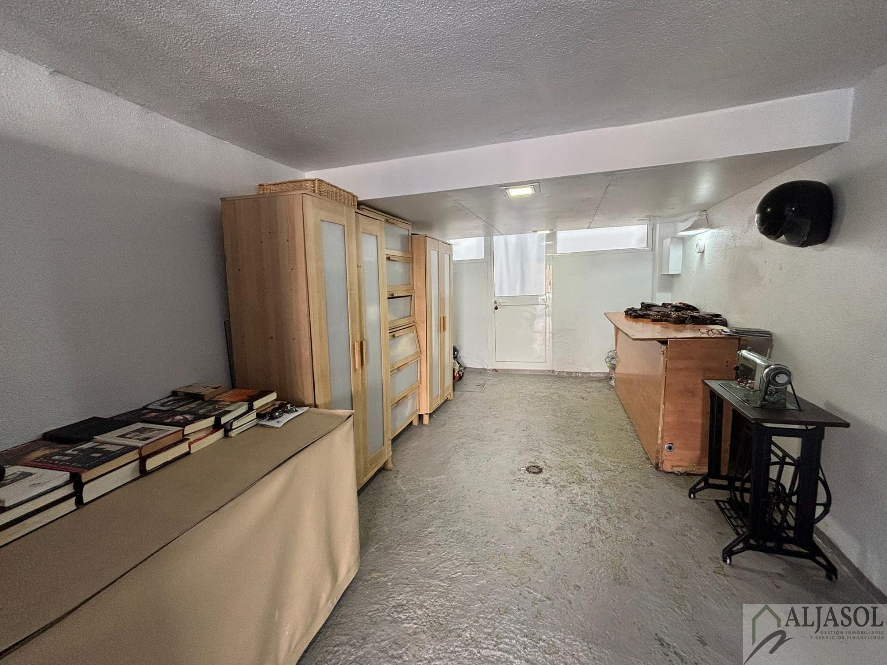 For sale of house in Tomares