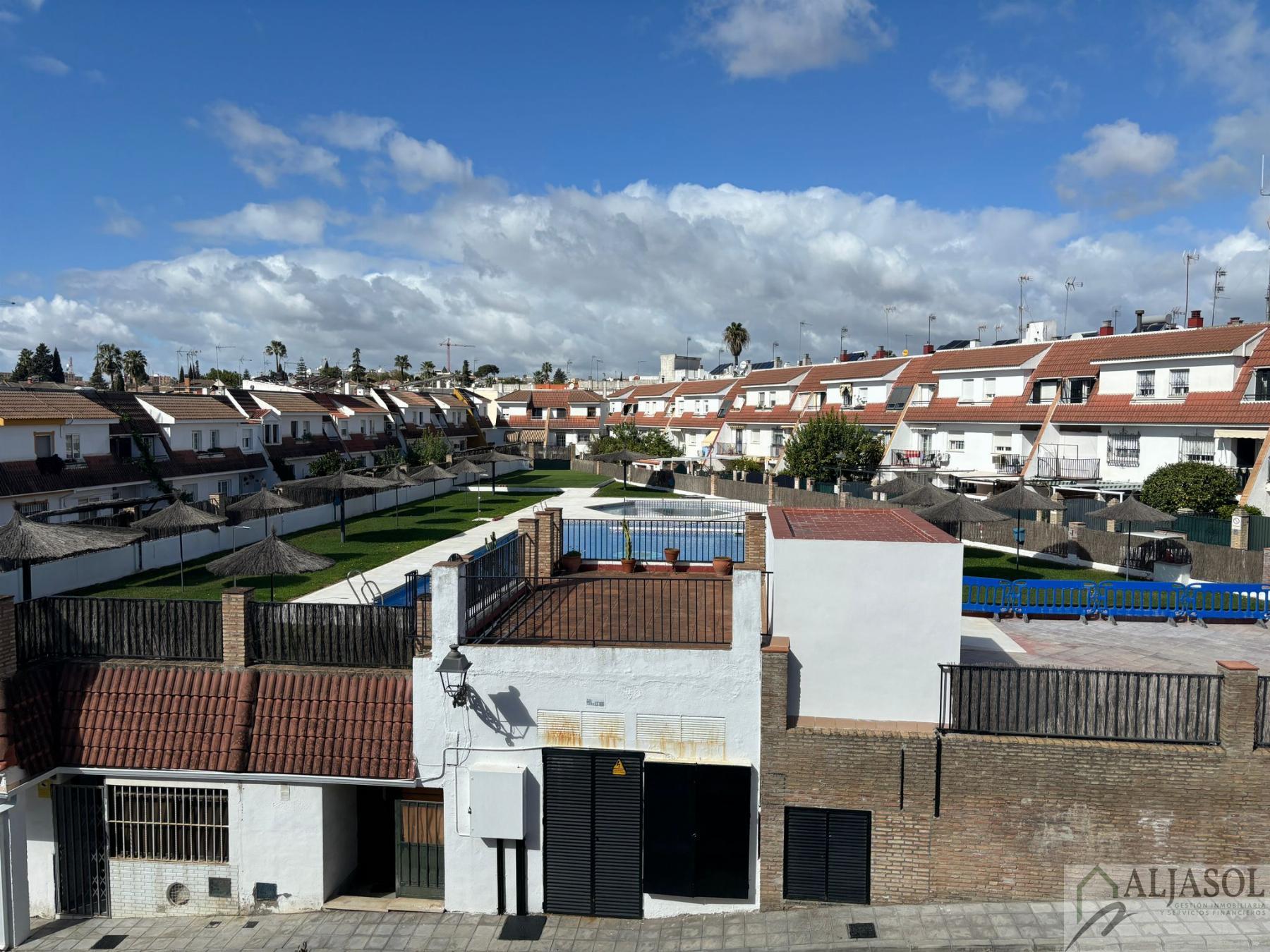 For sale of house in Tomares