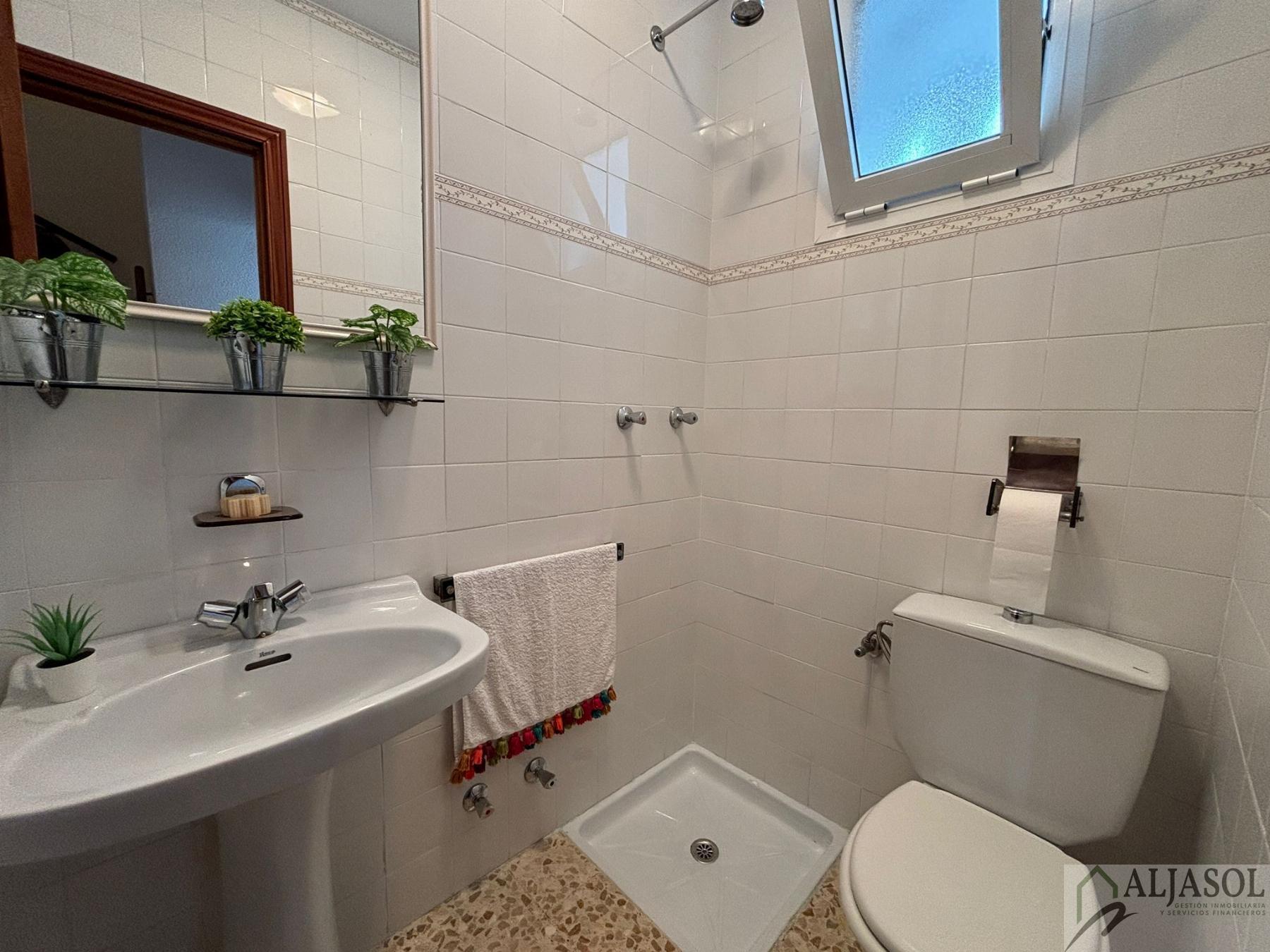 For sale of house in Tomares