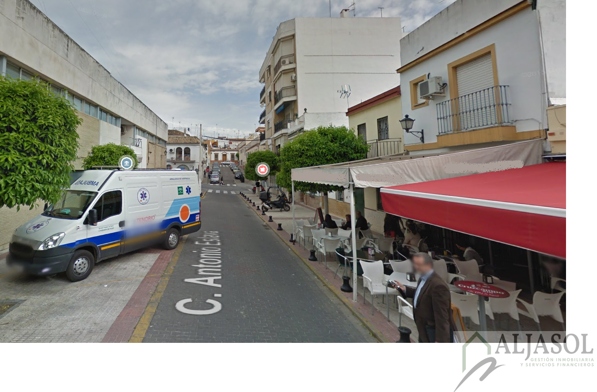 Venta de local comercial en San Juan de Aznalfarache