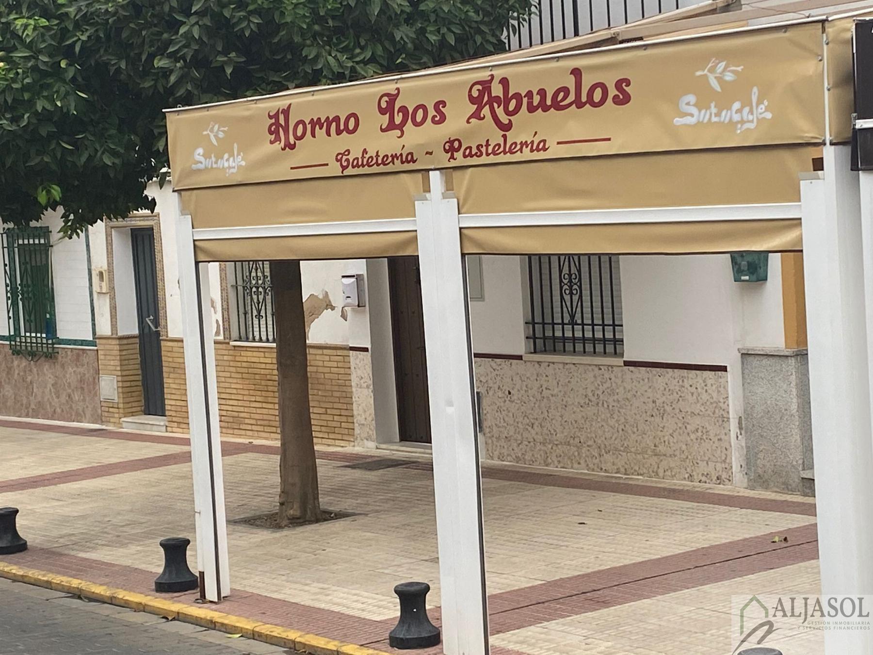 Venta de local comercial en San Juan de Aznalfarache