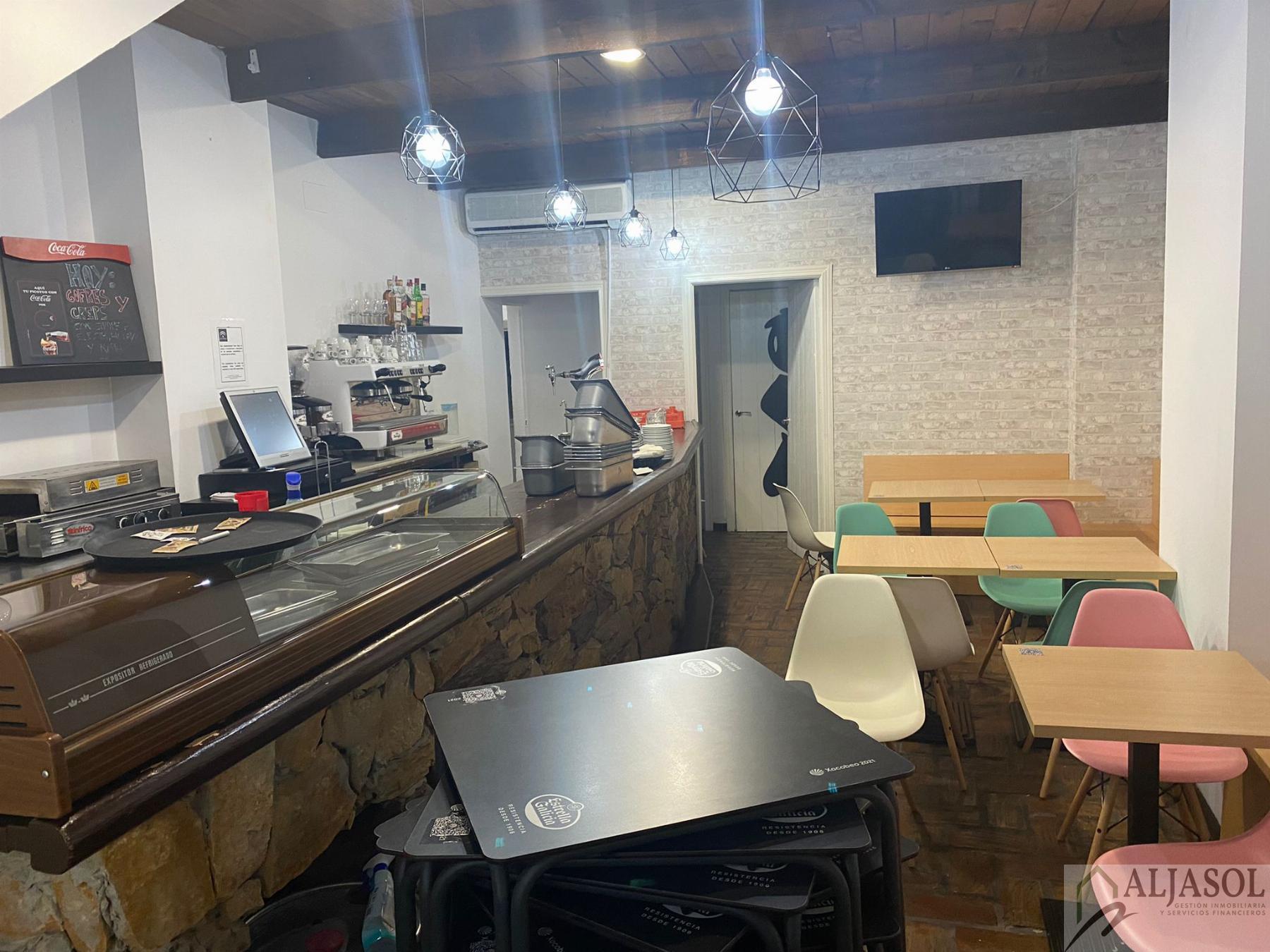 For sale of commercial in San Juan de Aznalfarache