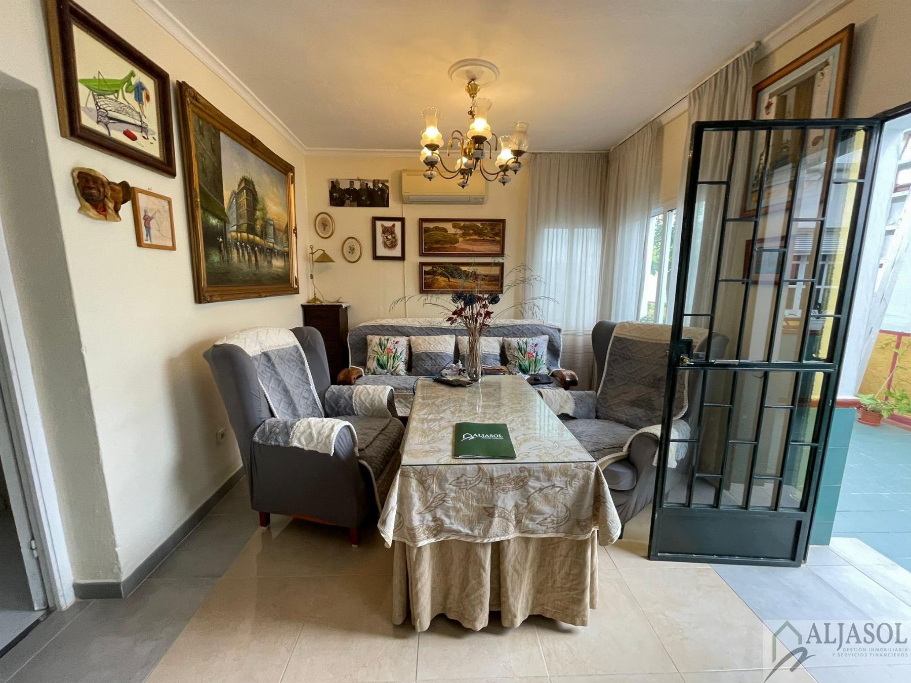 For sale of house in Valencina de la Concepción