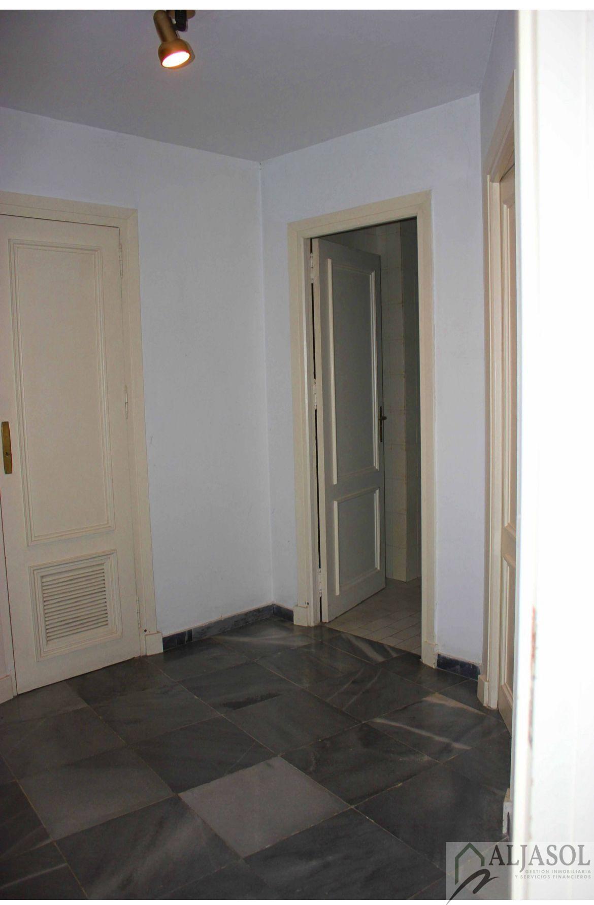 For sale of flat in Sevilla
