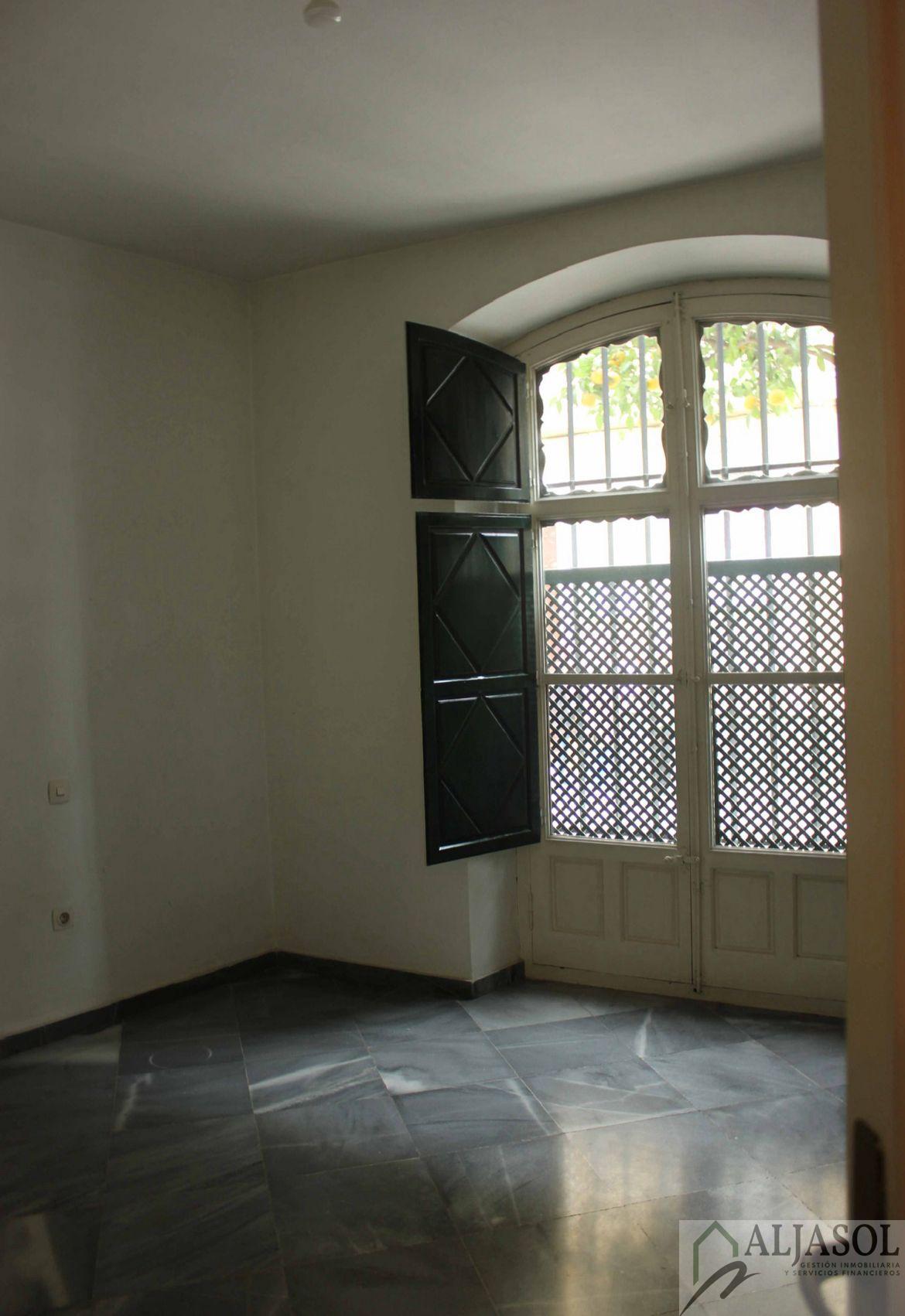 For sale of flat in Sevilla