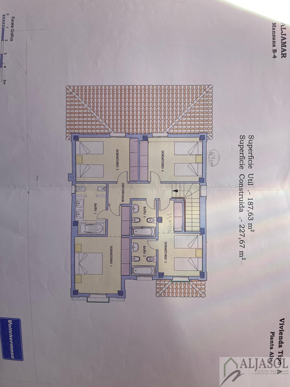 Venta de chalet en Tomares