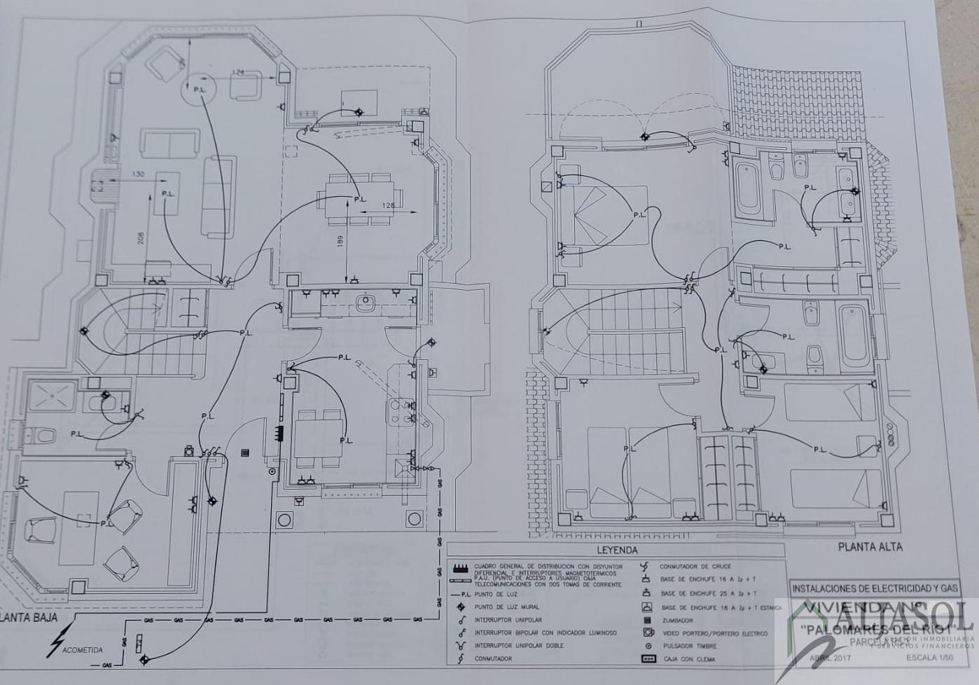 For sale of chalet in Palomares del Río