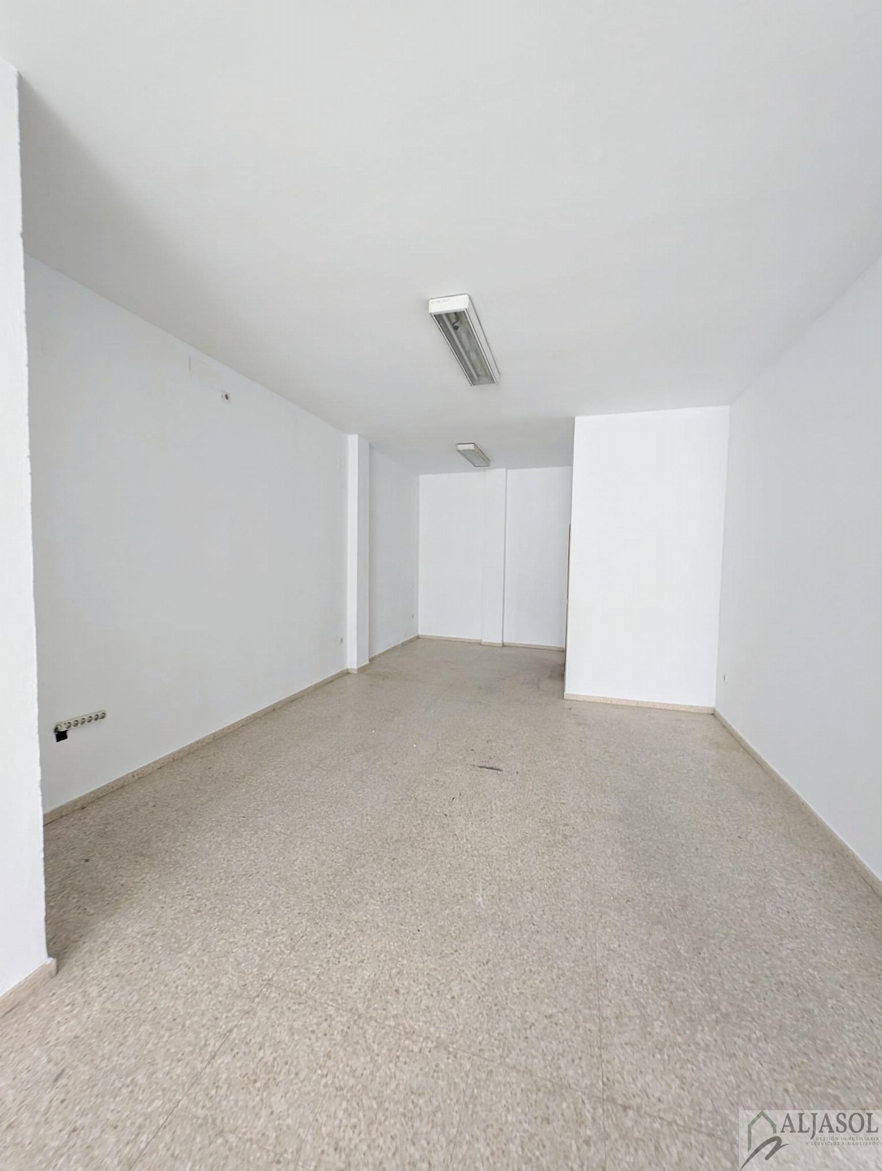 For rent of commercial in Castilleja de la Cuesta