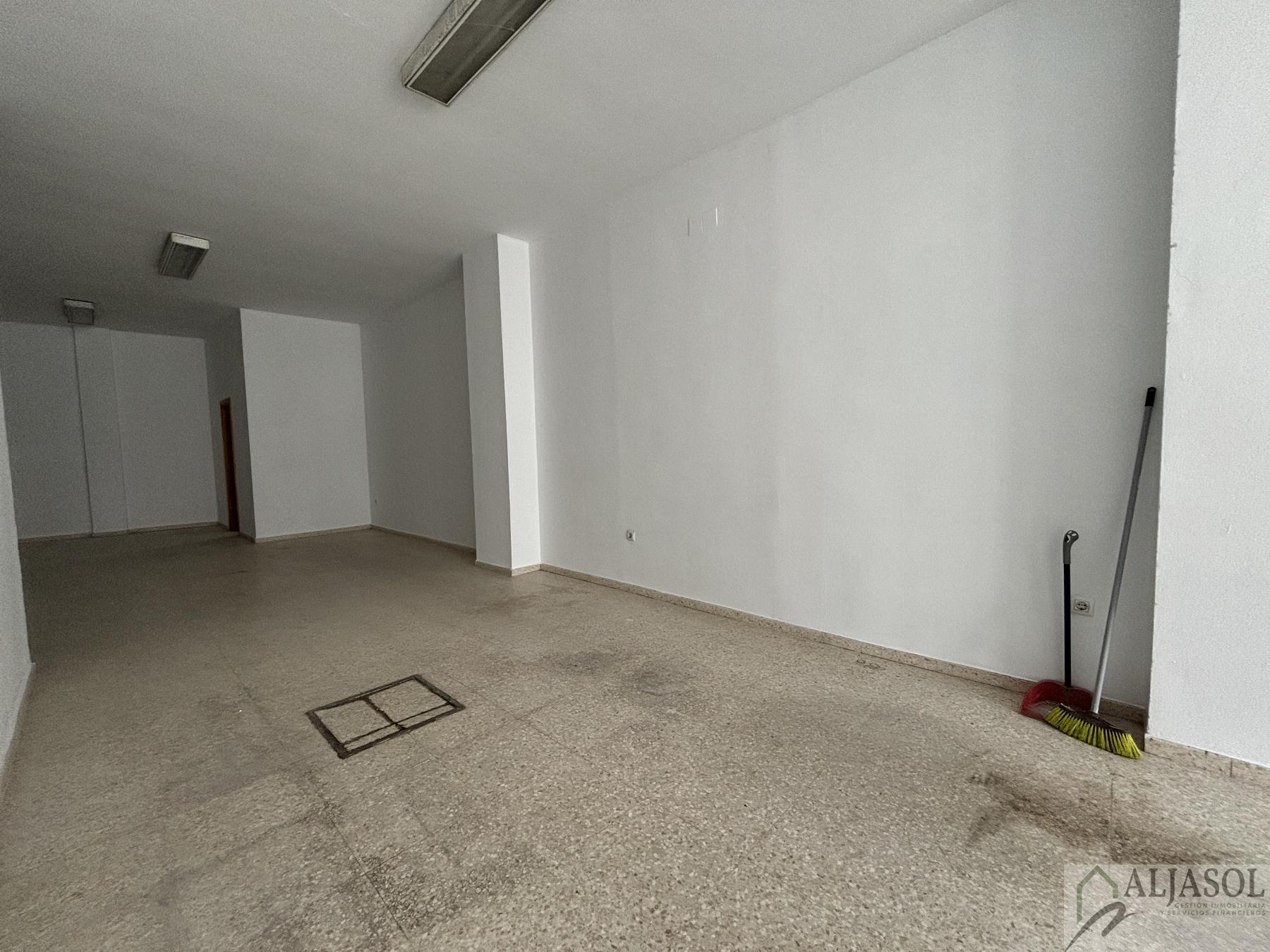 For rent of commercial in Castilleja de la Cuesta