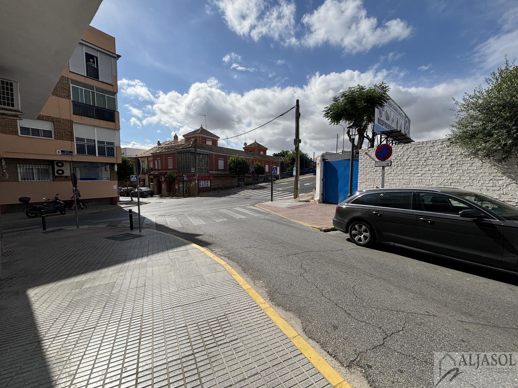 For rent of commercial in Castilleja de la Cuesta