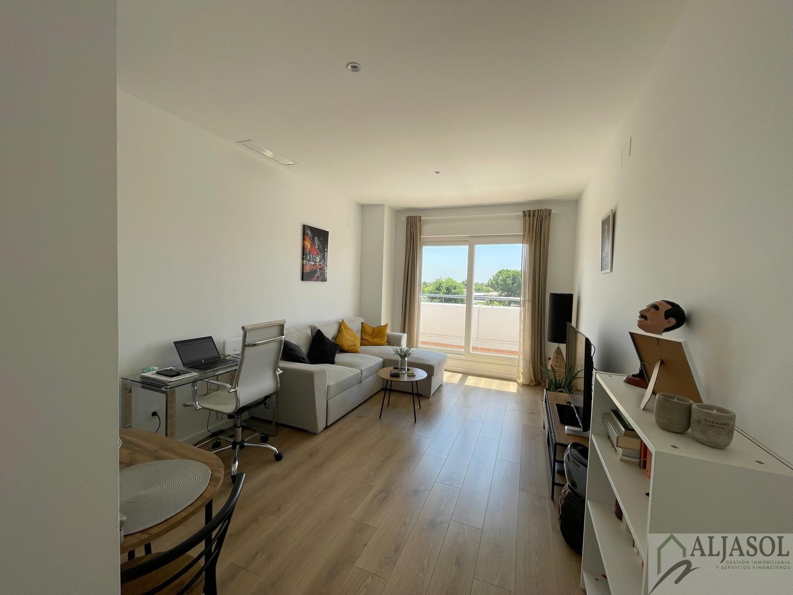 For sale of flat in Gines