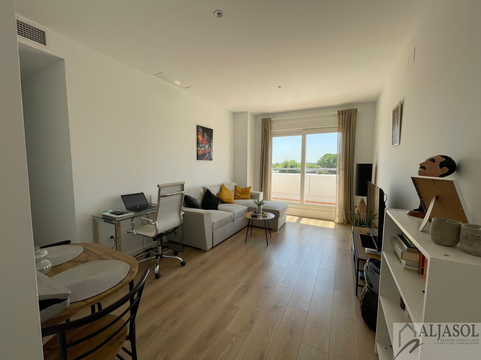 For sale of flat in Gines