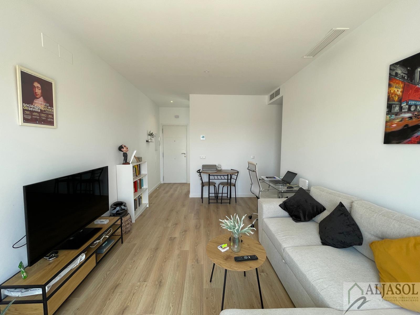 For sale of flat in Gines