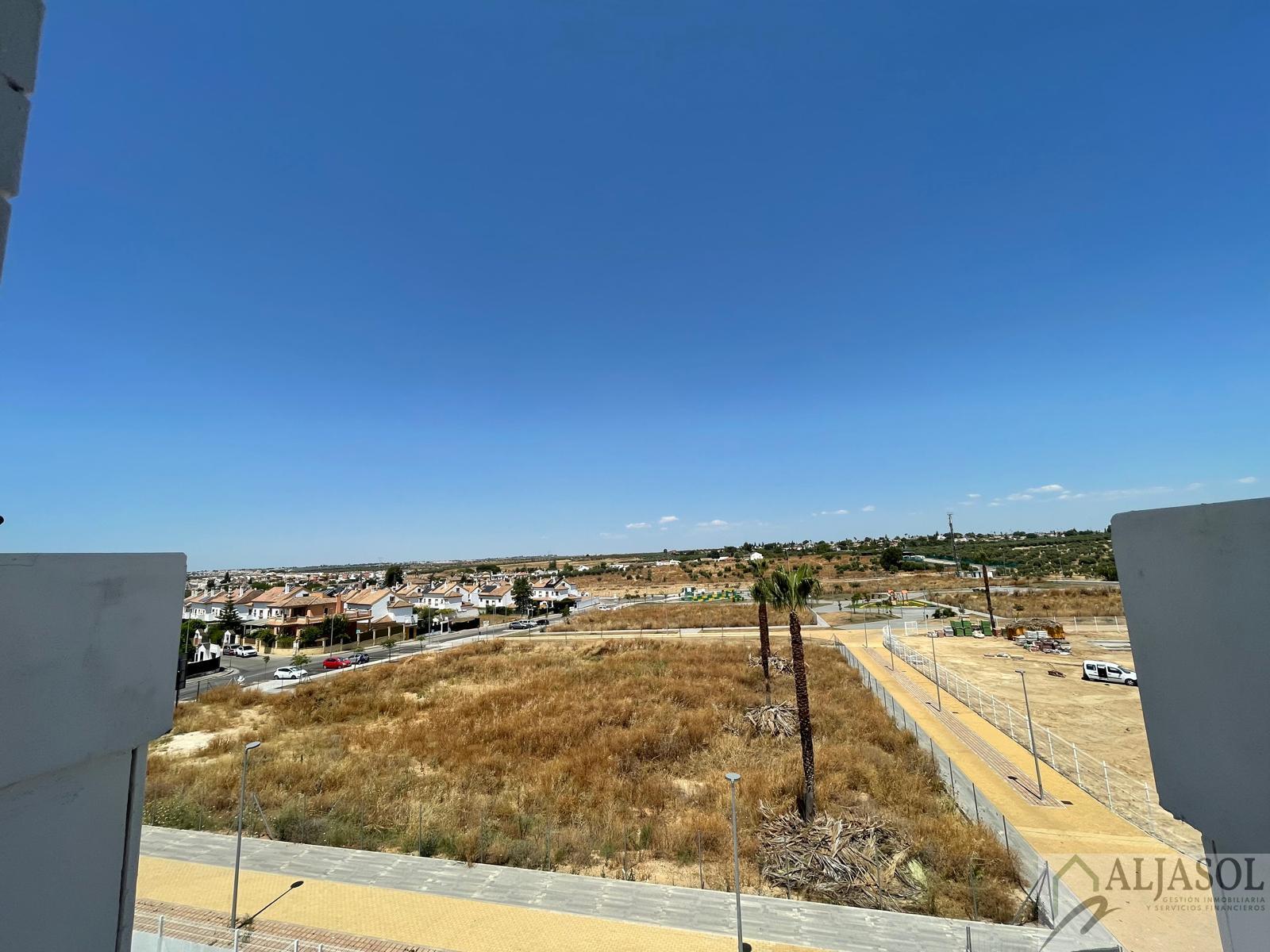 For sale of flat in Gines