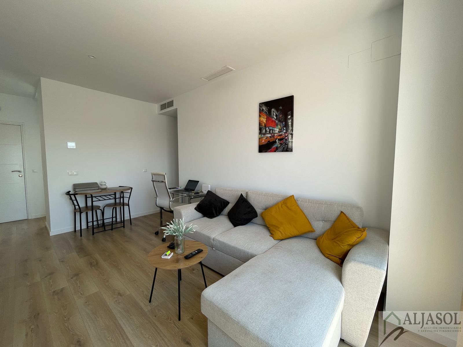 For sale of flat in Gines
