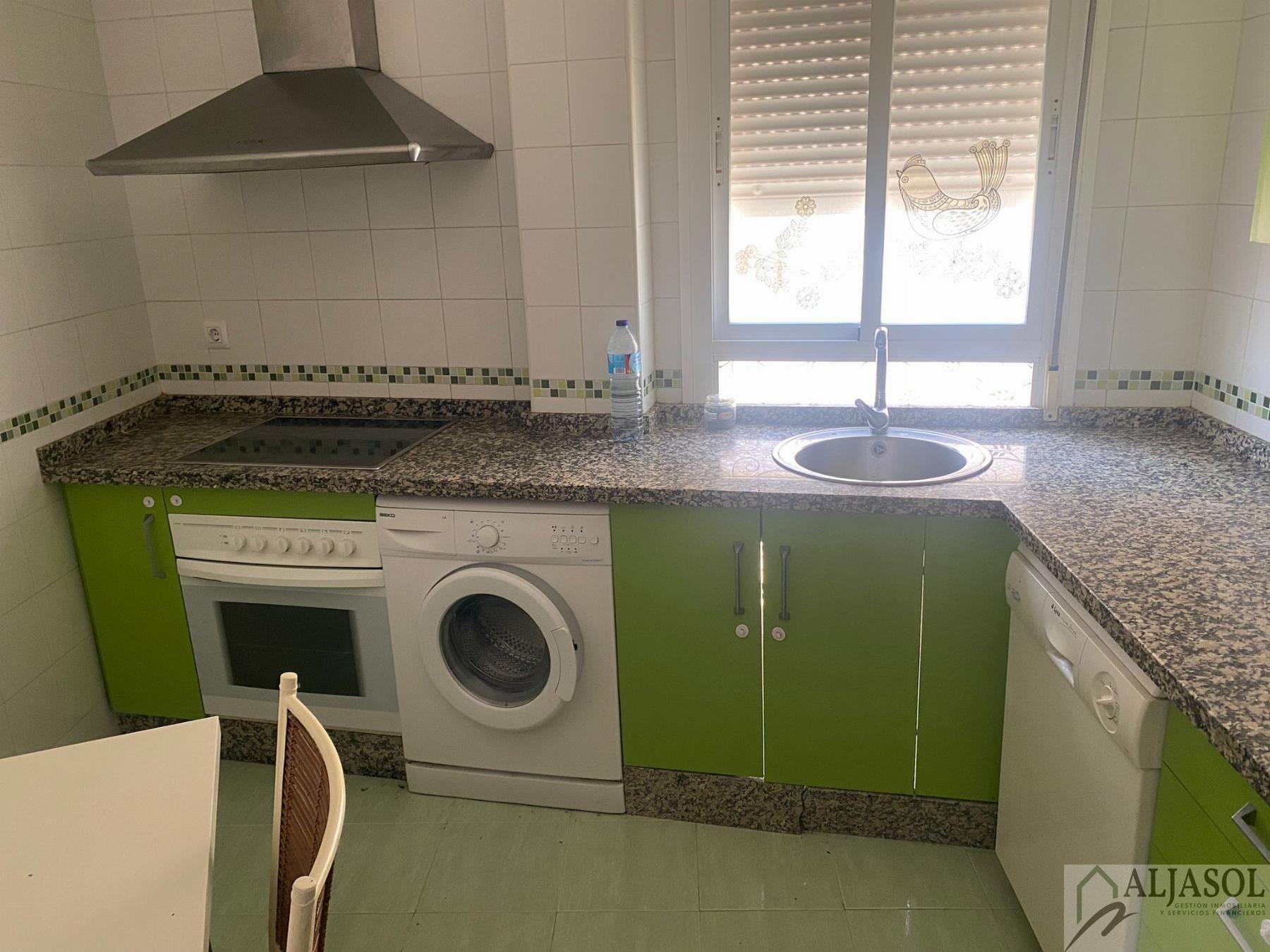 For sale of duplex in Guillena