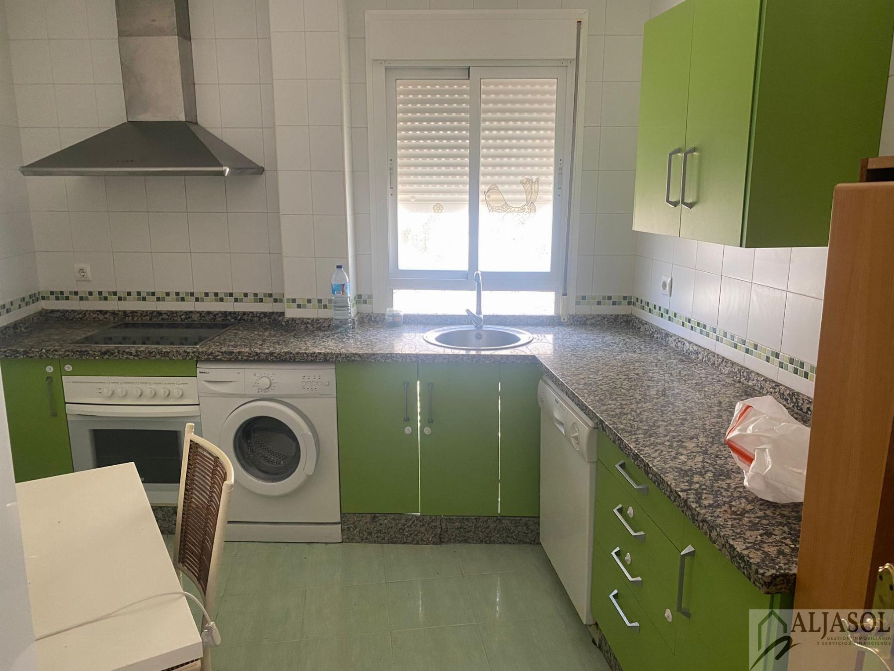 For sale of duplex in Guillena