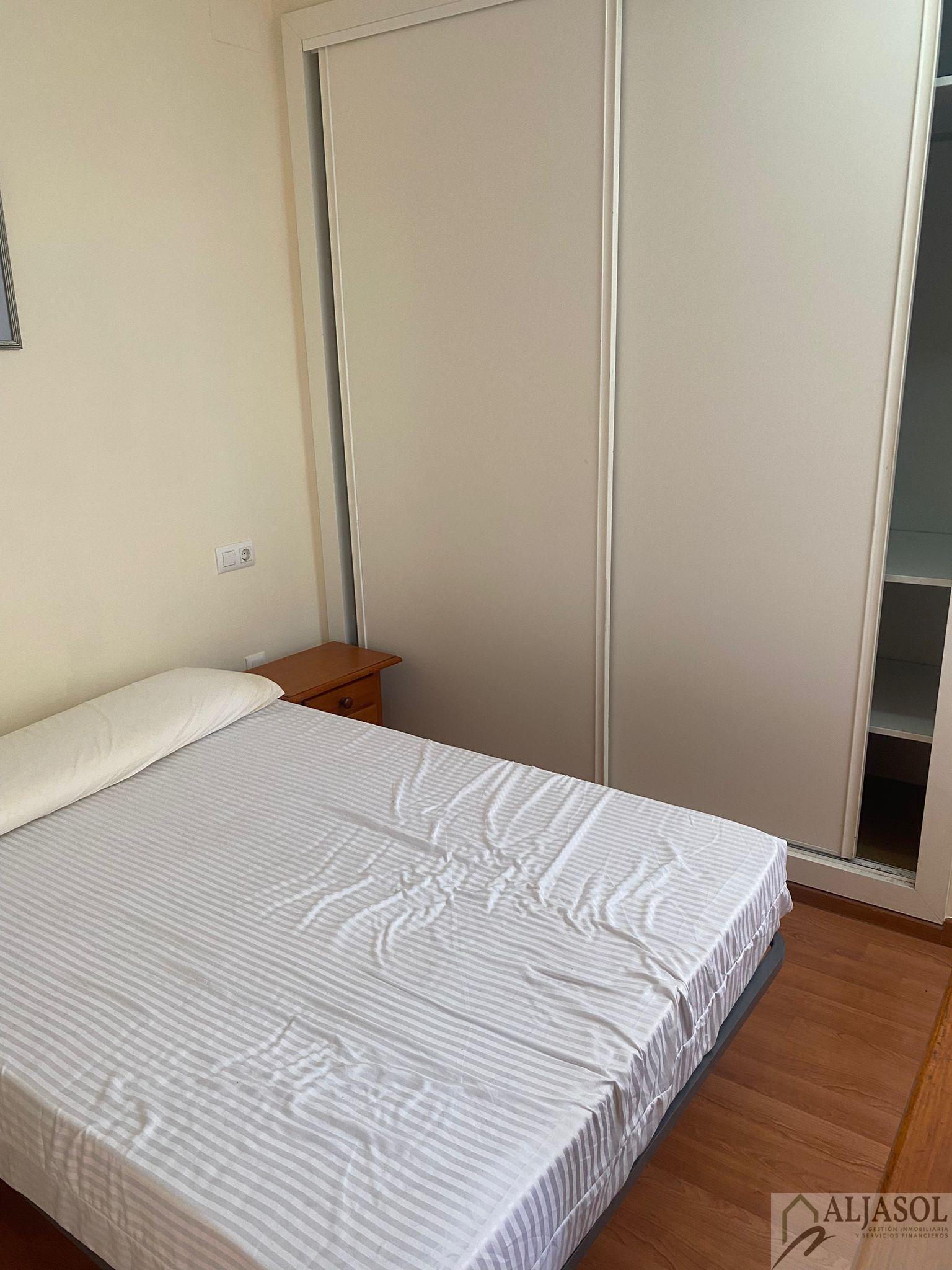 For sale of duplex in Guillena