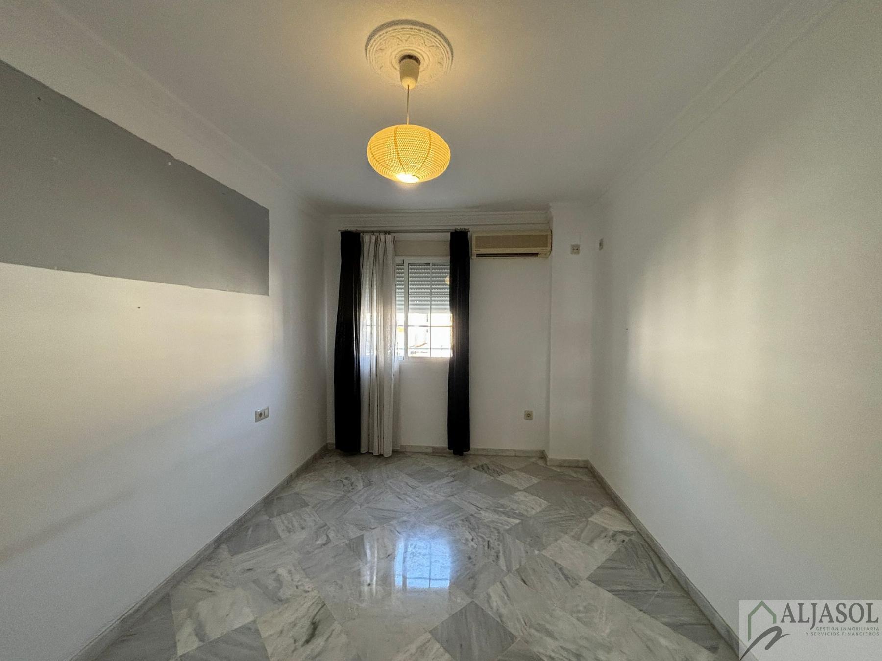 Venta de piso en Bollullos de la Mitación