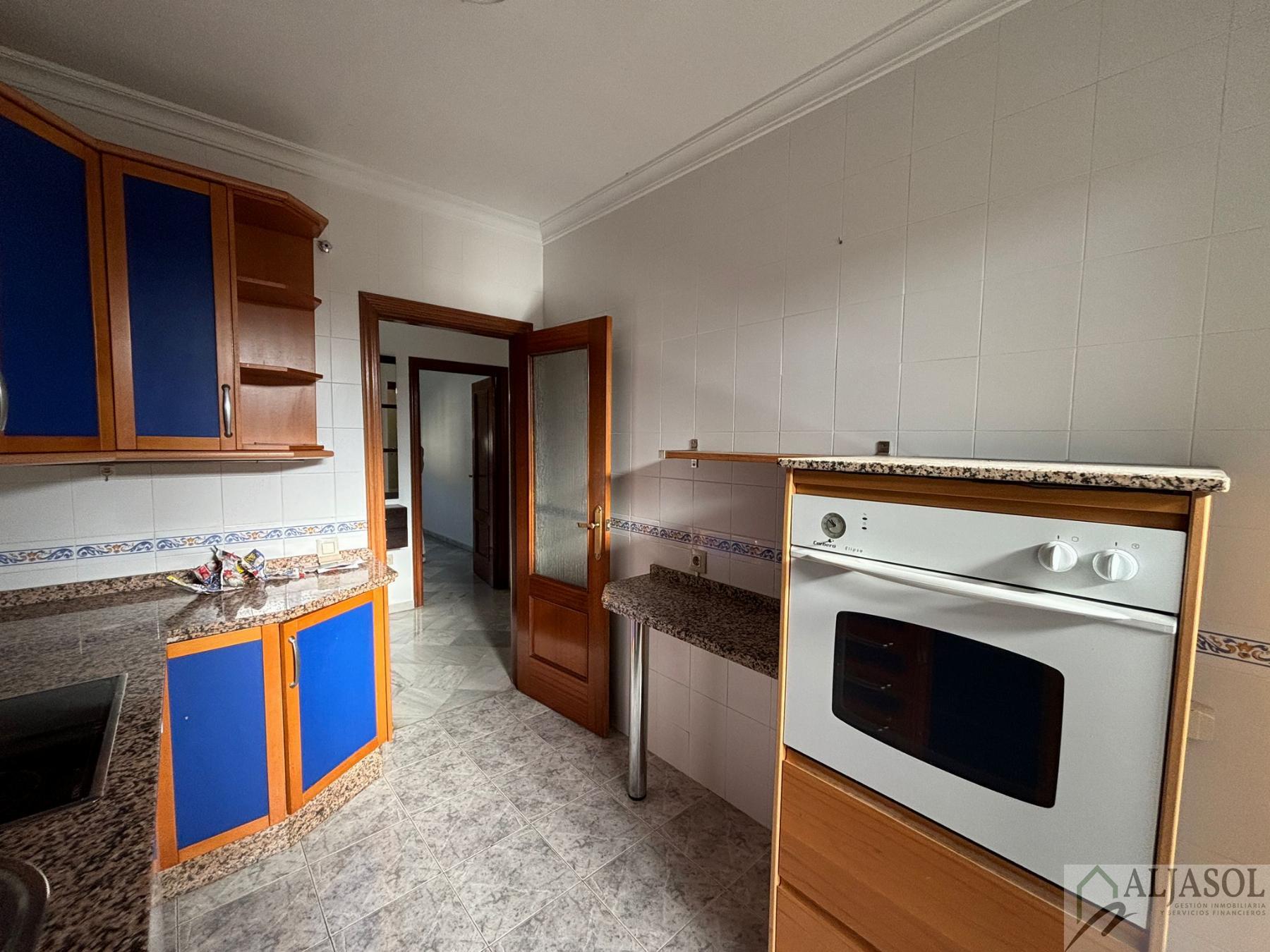 Venta de piso en Bollullos de la Mitación